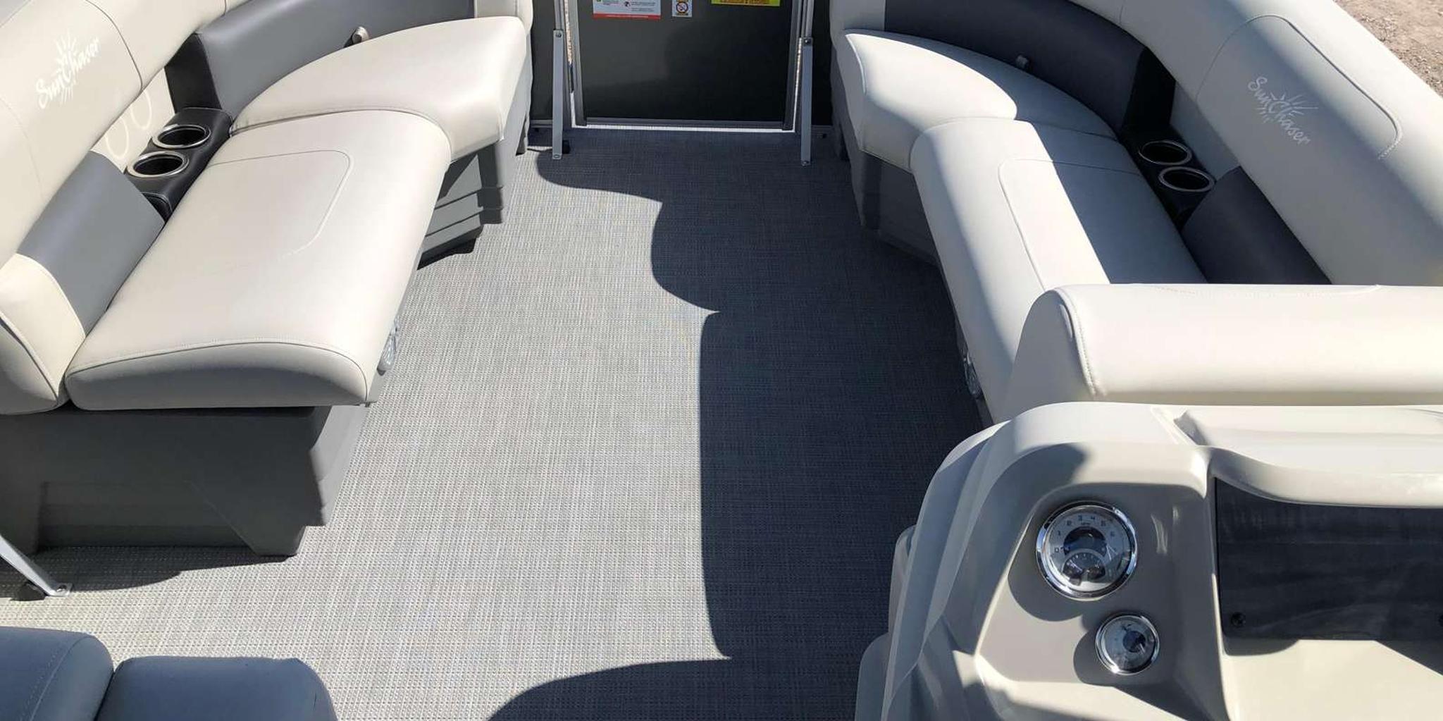 Lake Havasu Pontoon Boat Rental - Image 2