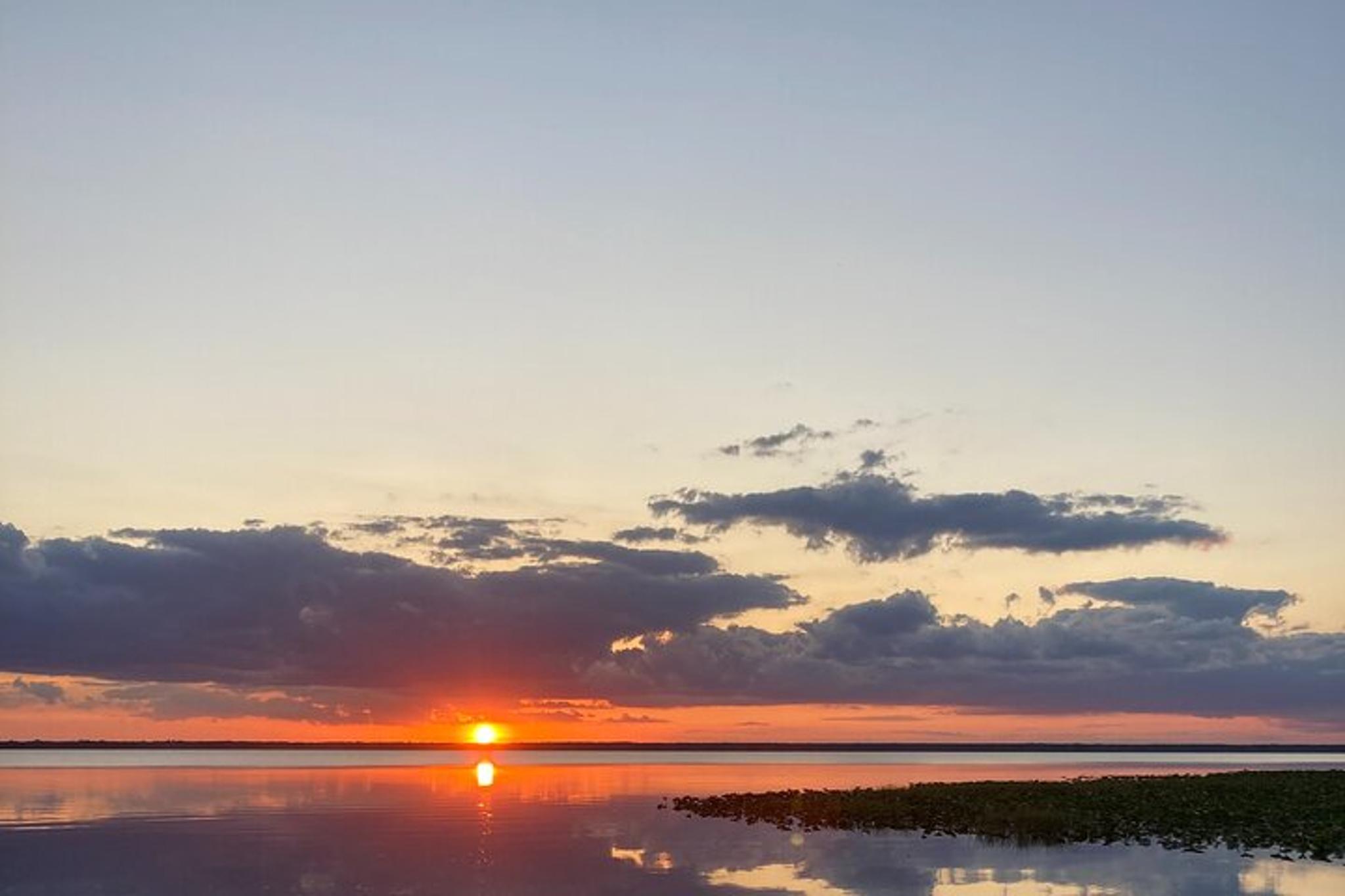 McIntosh Lakeshore Ecotour at Sunrise - Image 1