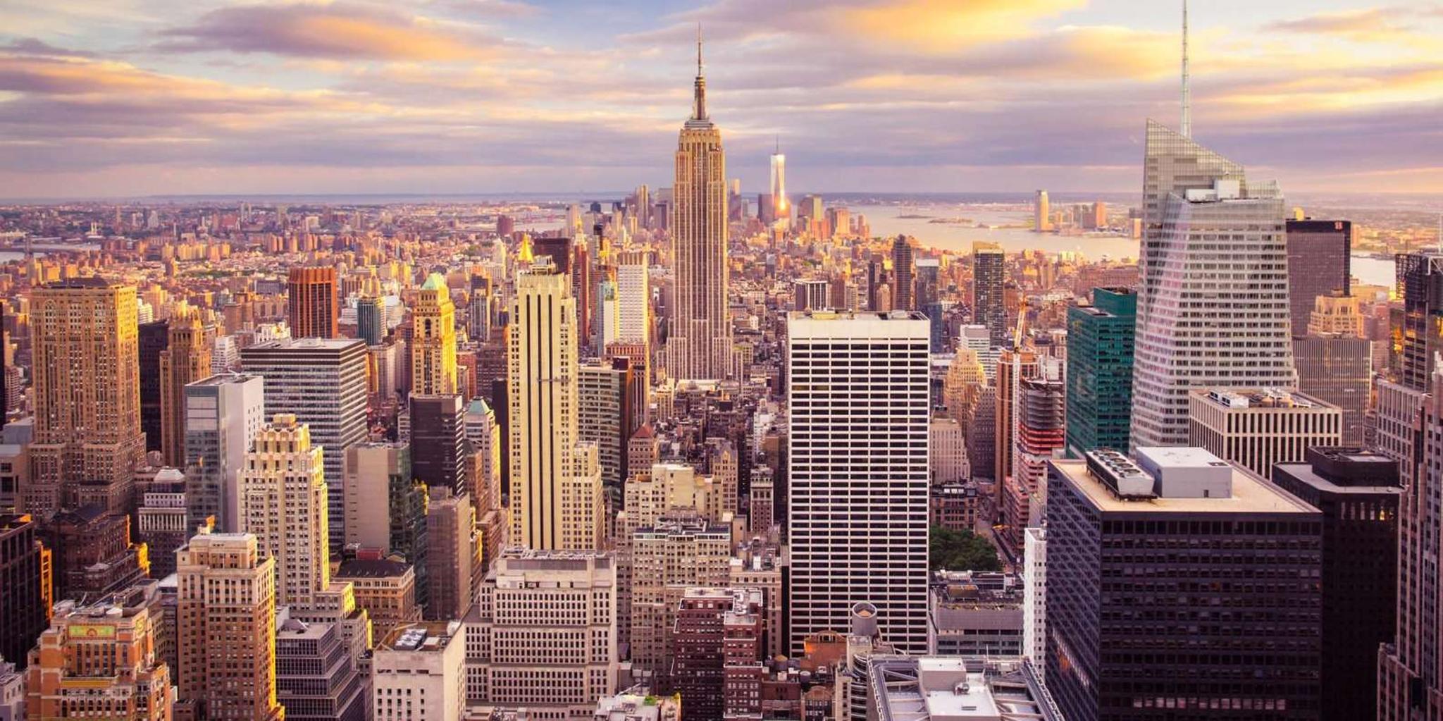 New York City Statue of Liberty and Empire State Building Tour by Car