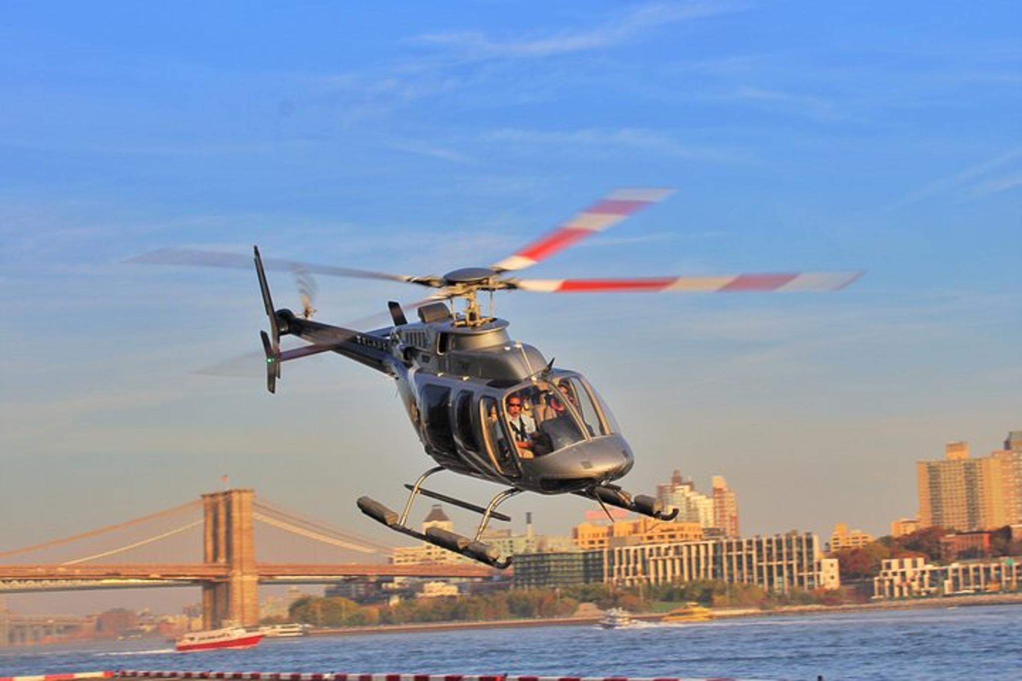 New York Helicopter Transfer to Lower Manhattan - Image 4