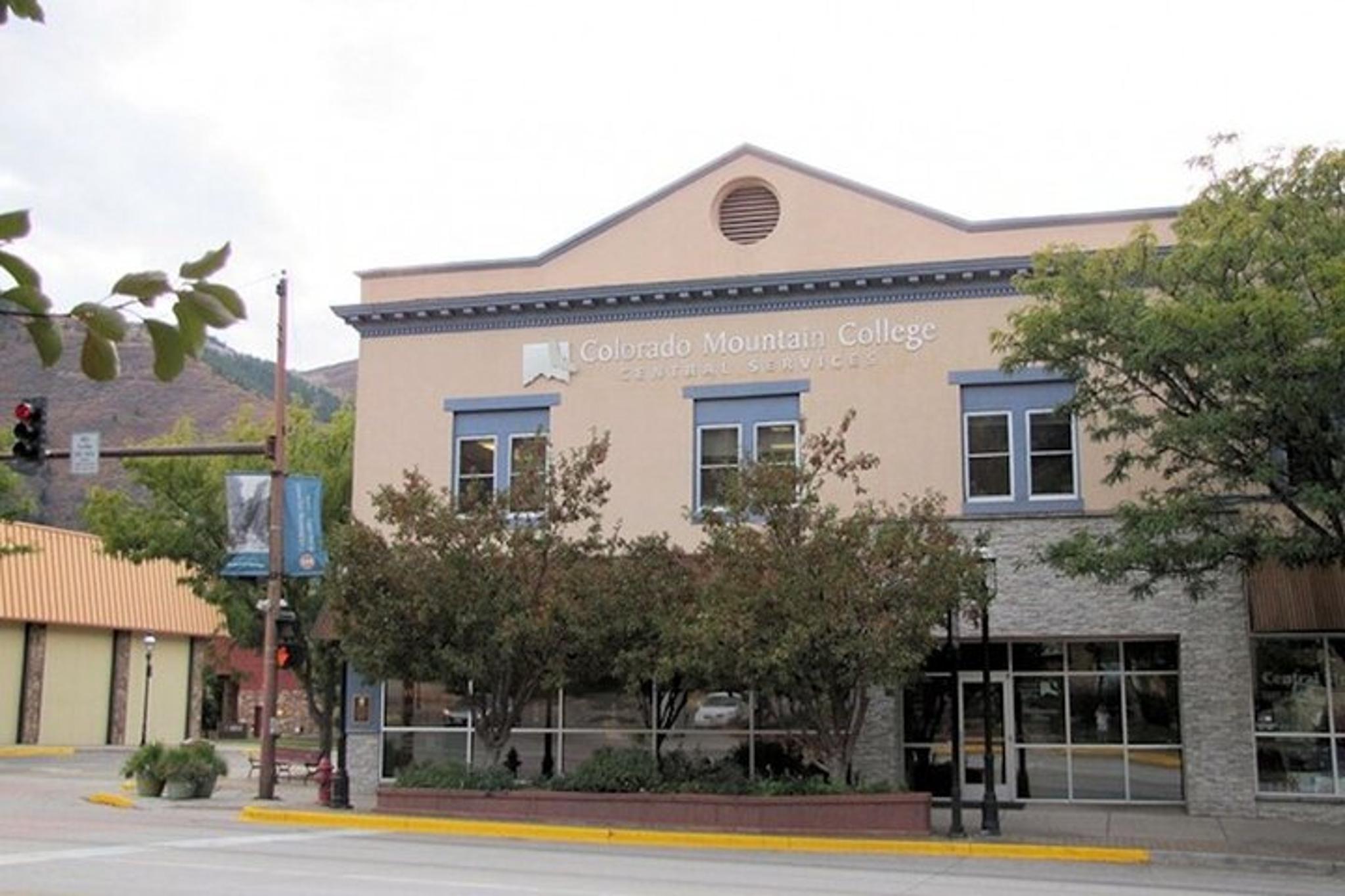 Glenwood Springs Scavenger Hunt Adventure - Image 6