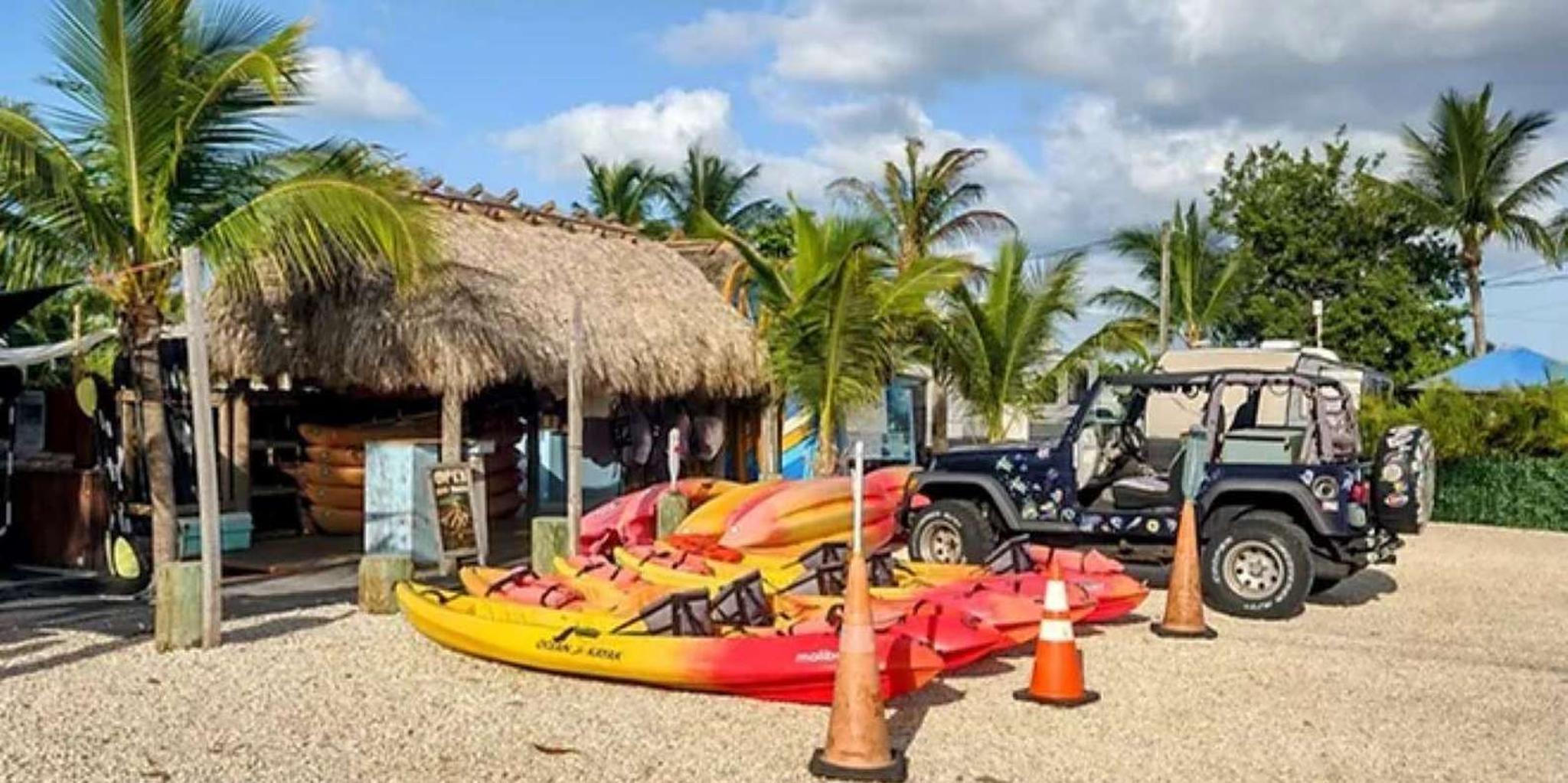 Key West Kayak or Paddleboard Rental 2 hr - Image 1