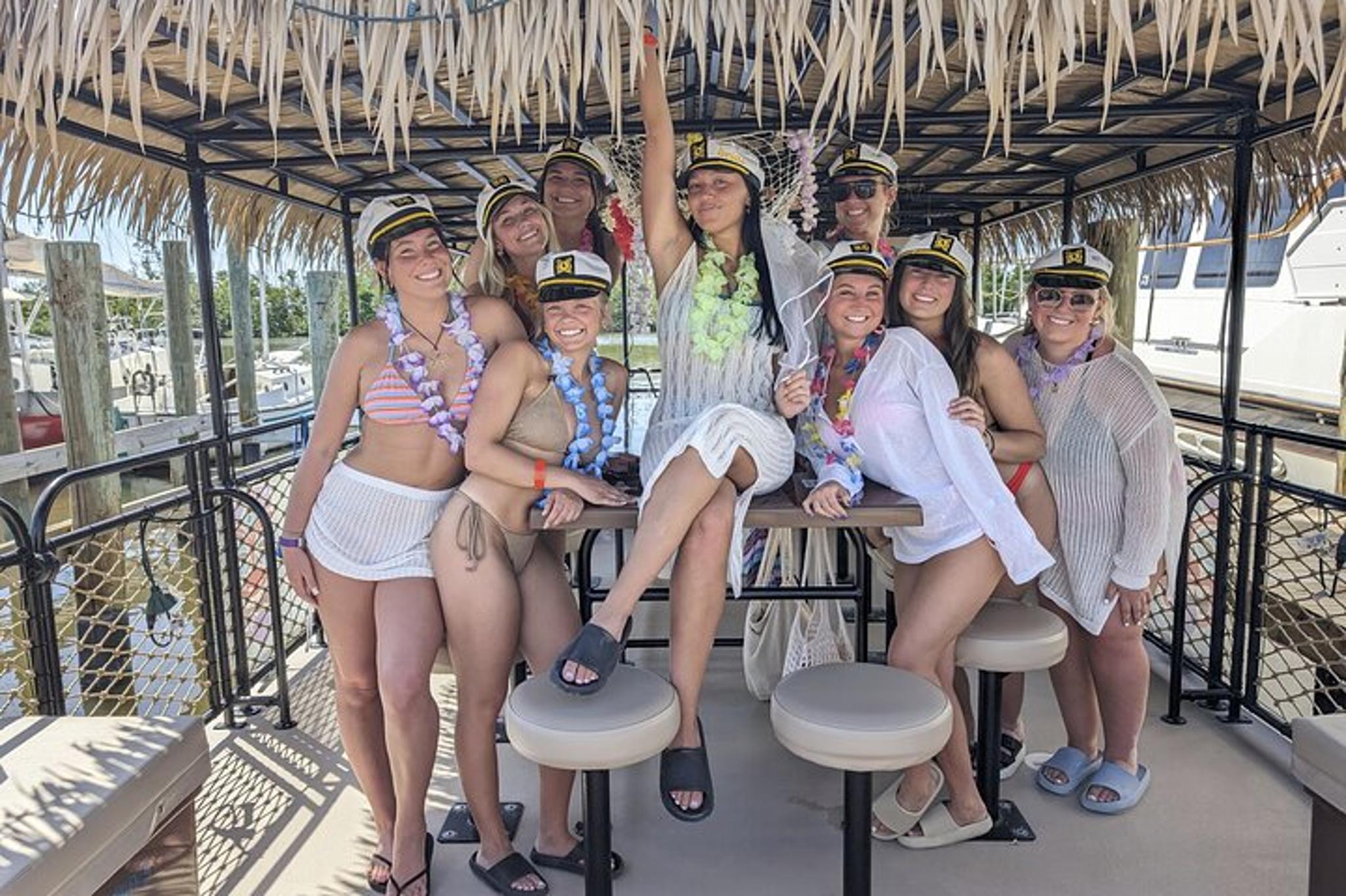 Fort Myers Tiki Pub Dolphin Cruise 2 hr - Image 3