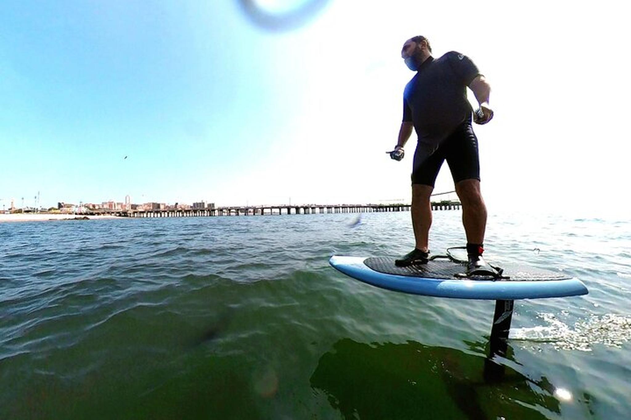 New York E-Foil Surfing Experience 90 min - Image 6