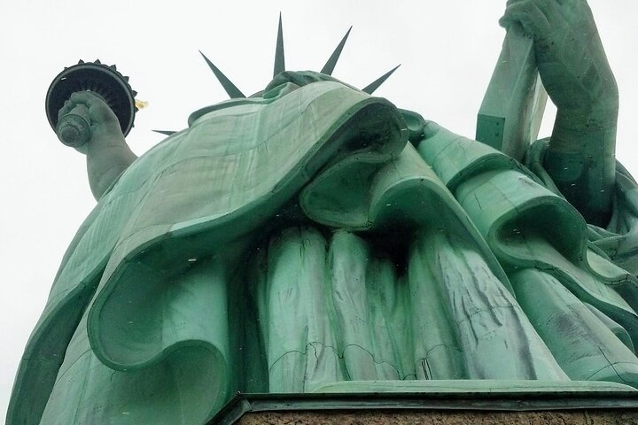 New York Statue of Liberty Guided Tour - Image 6