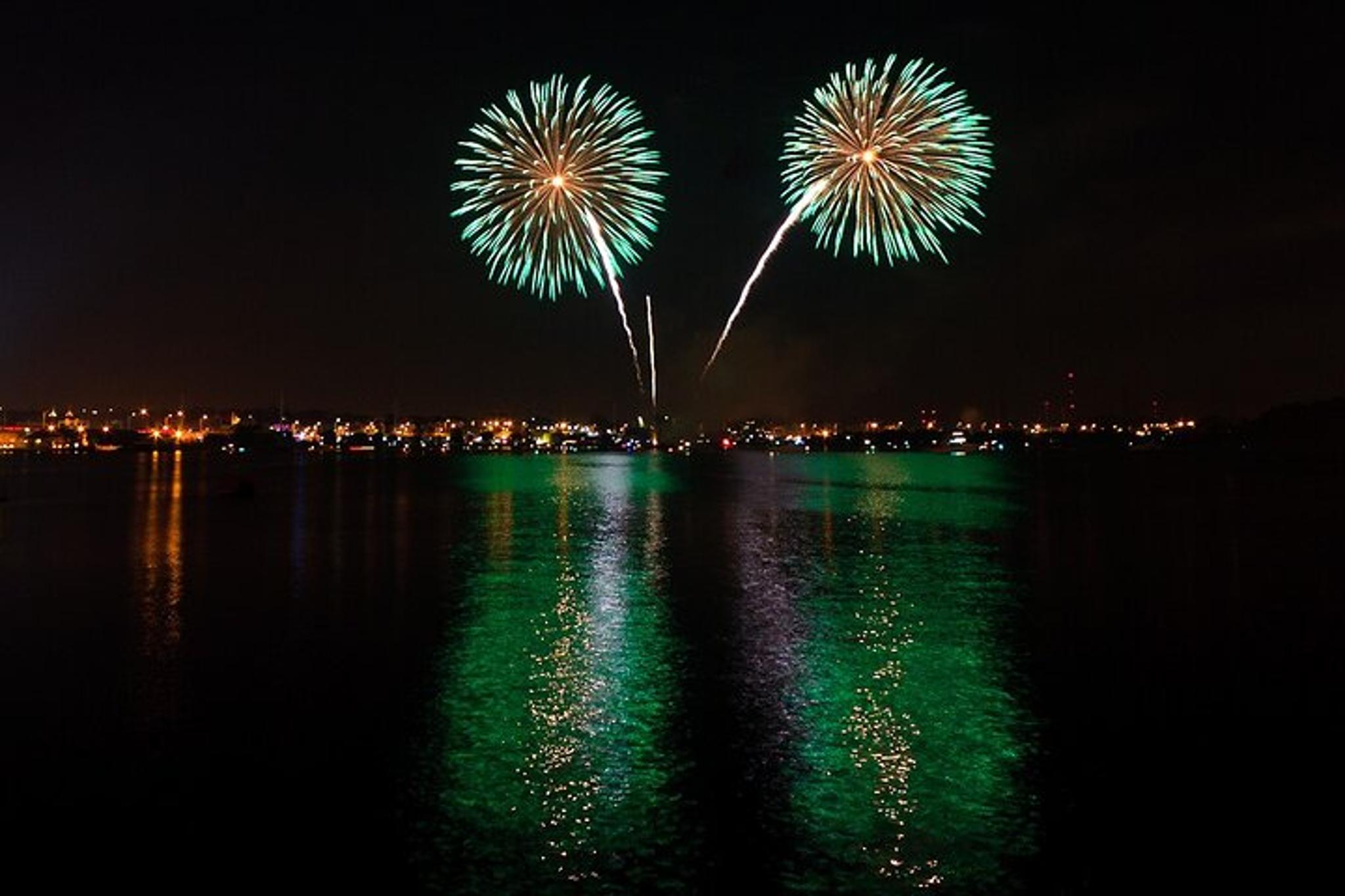 Providence Fireworks Boat Ride - Image 4
