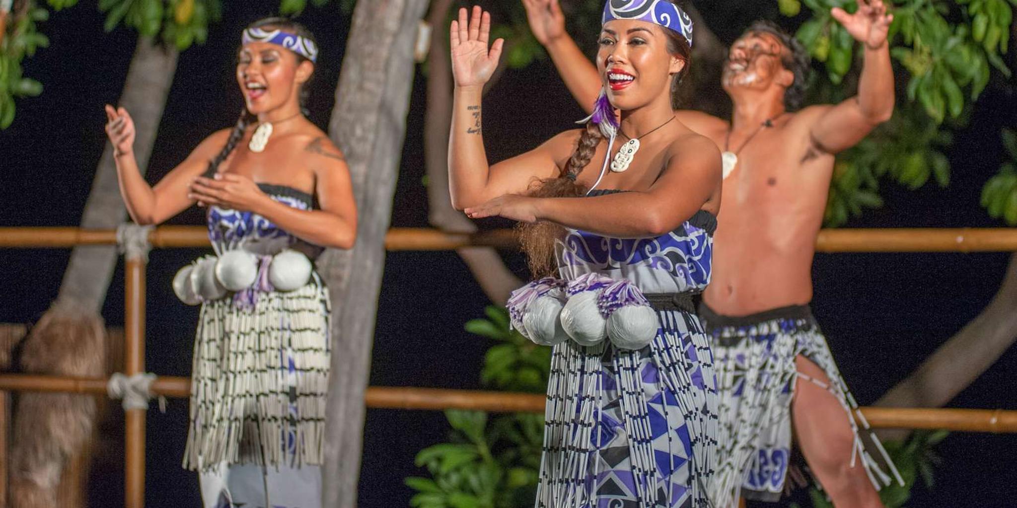 Kailua-Kona Luau with Buffet Dinner