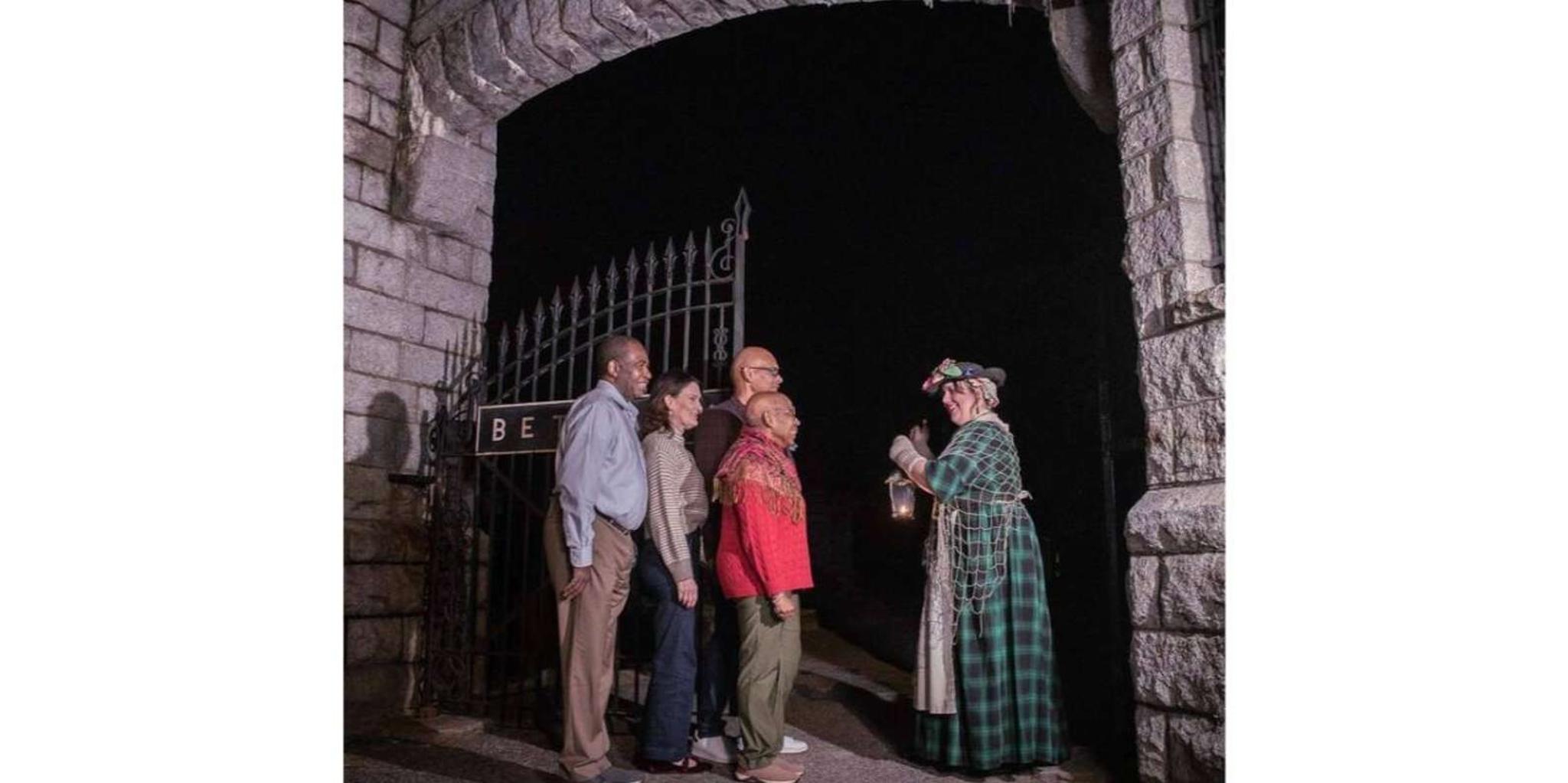 Charleston Ghosts and Gravestones Tour - Image 5