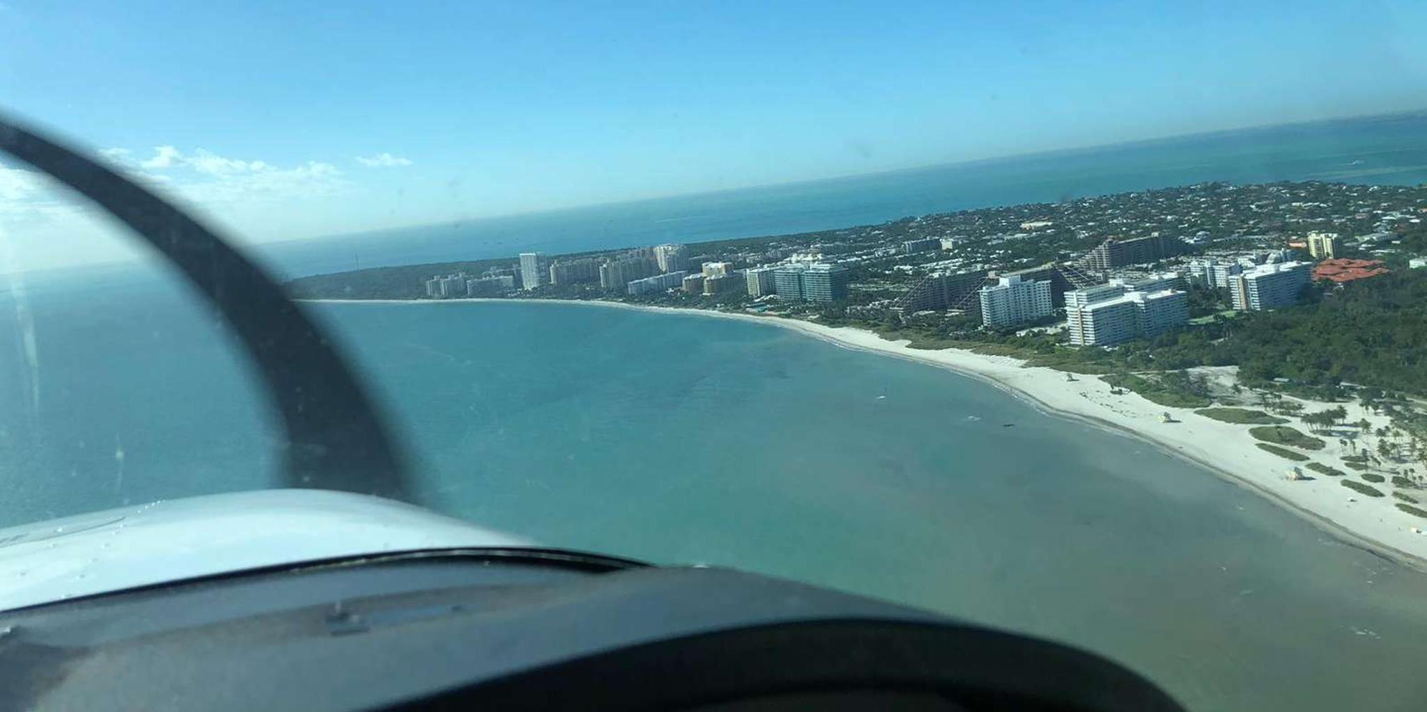Miami Airplane Flight Lesson 1 hr - Image 2