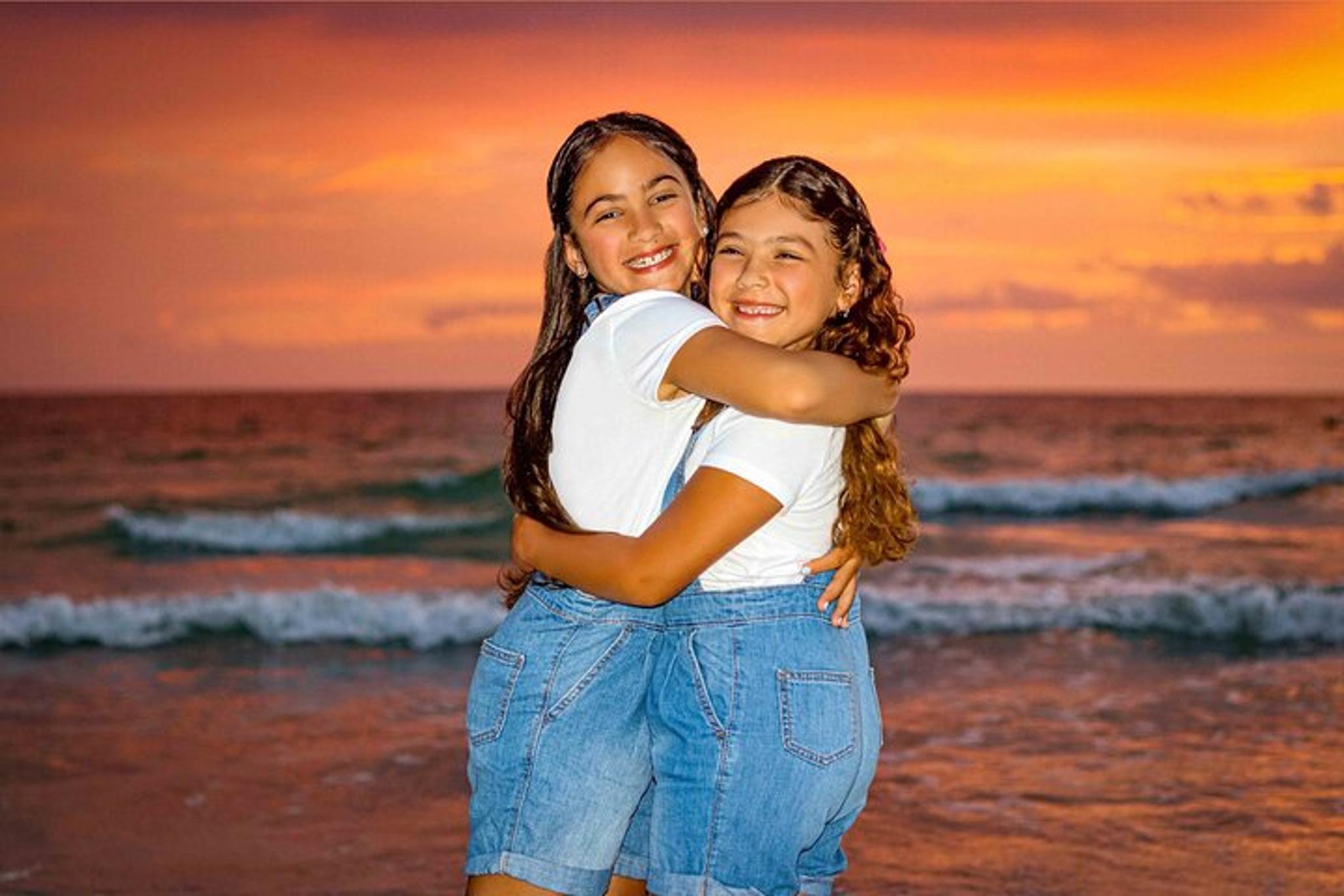 Daytona Beach Family Photo Session at Sunset - Image 2