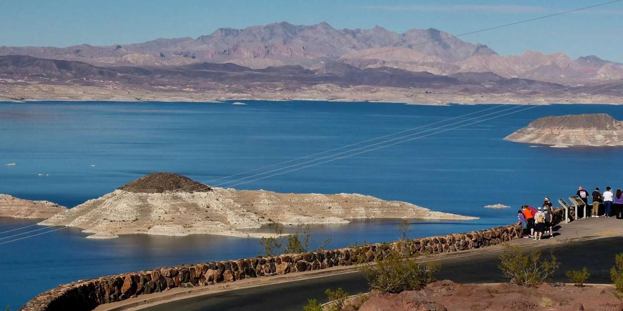 Las Vegas Hoover Dam Walk on Top Tour - Image 4