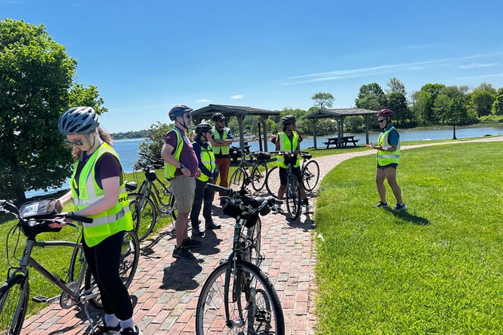 Portsmouth Islands & Harbor Bicycle Tour - Image 3