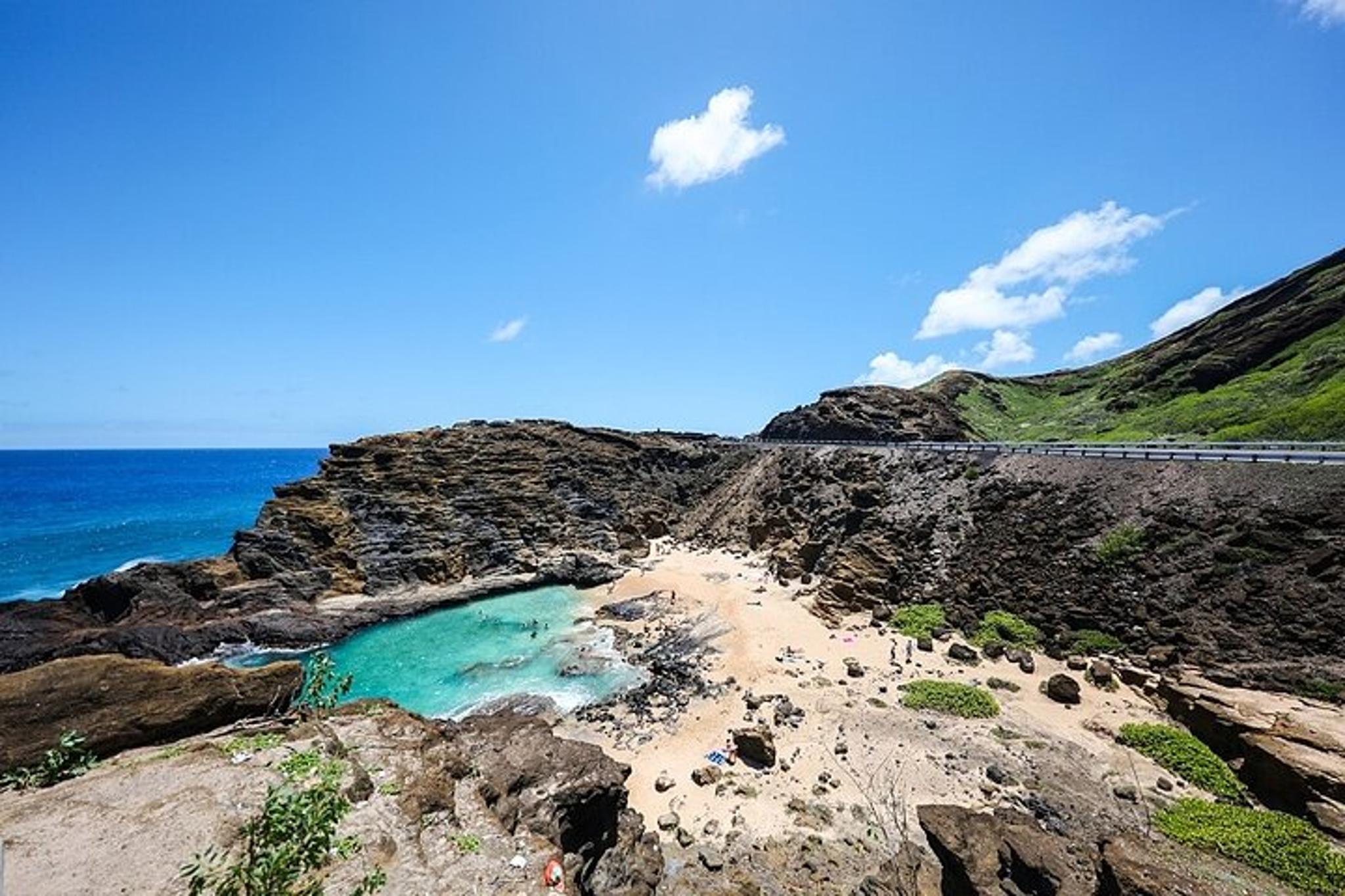 Oahu Circle Island Tour with Byodo-In Temple - Image 3