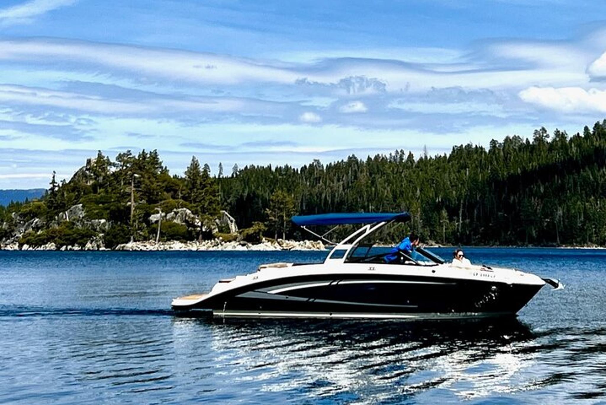 Lake Tahoe Yacht Class Tour 4.5 hr - Image 3