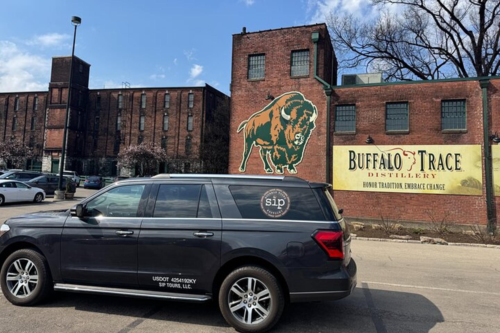 Louisville Bourbon Distillery Tour Full Day
