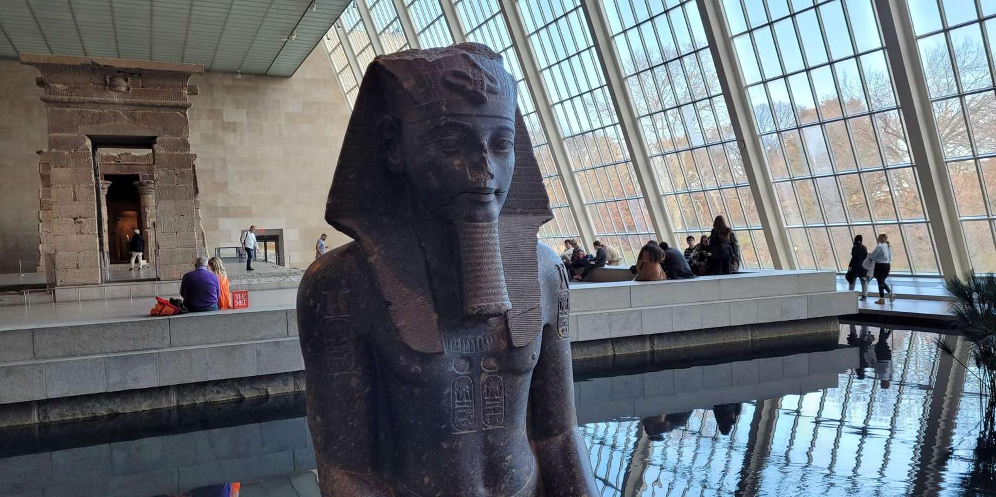 New York City Metropolitan Museum Secrets Tour - Image 3