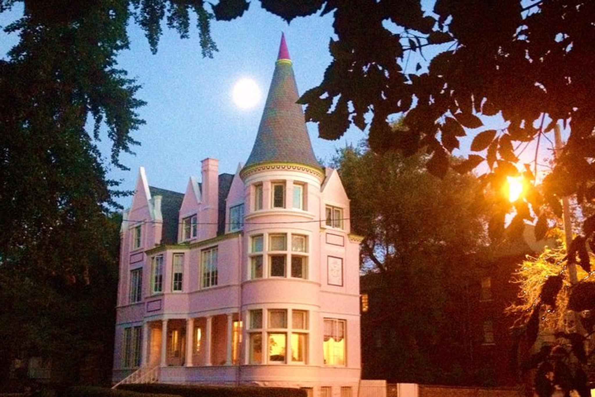 Louisville Ghost Tour at 4th and Ormsby - Image 6