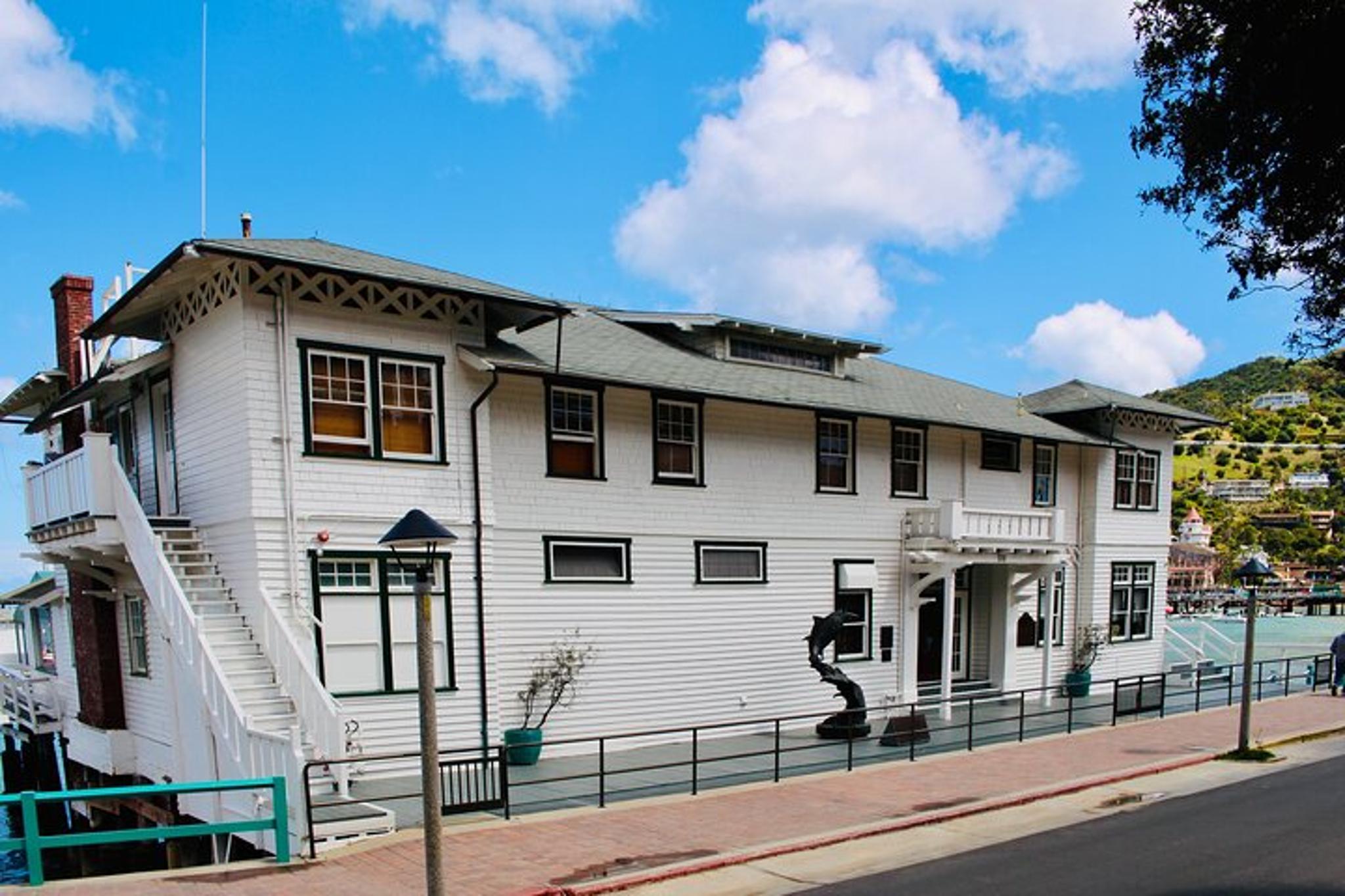 Catalina Island Walking History Tour - Image 3