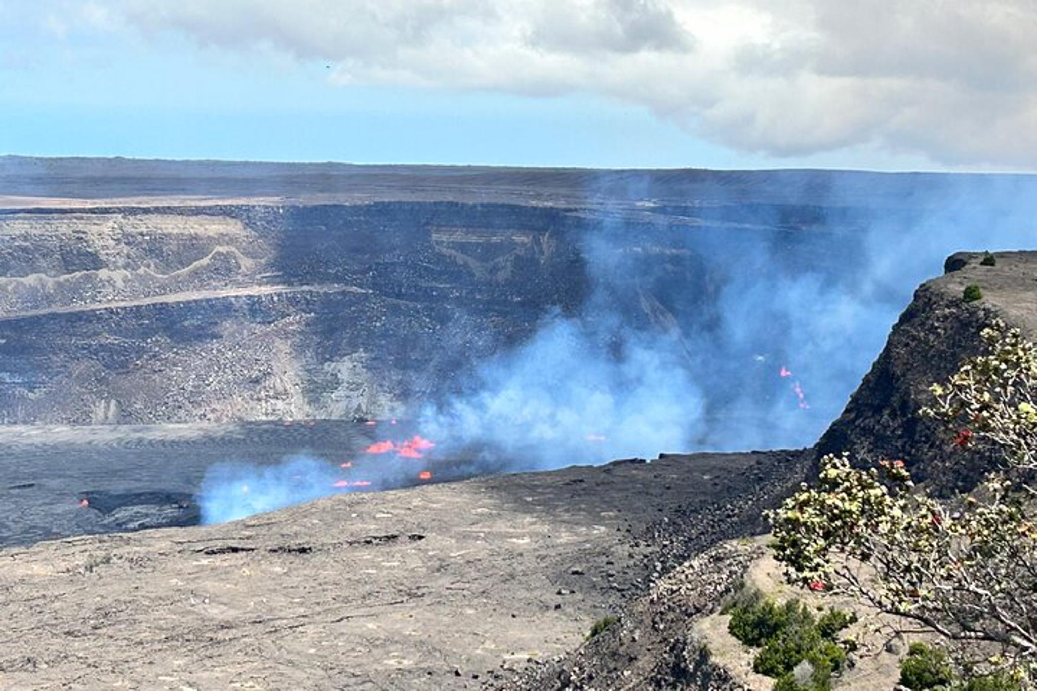 Hilo Volcanoes National Park Tour