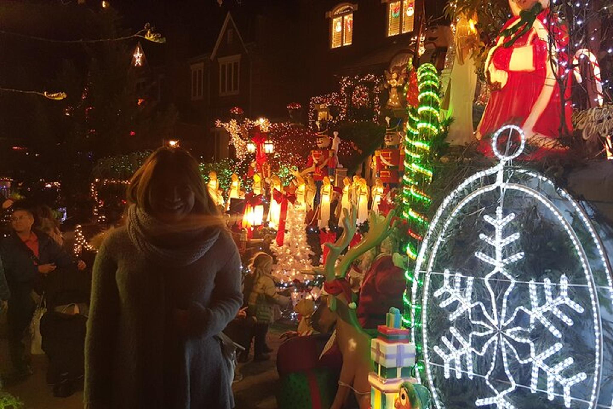 New York City Christmas Tour Dyker Heights 6 hr - Image 3