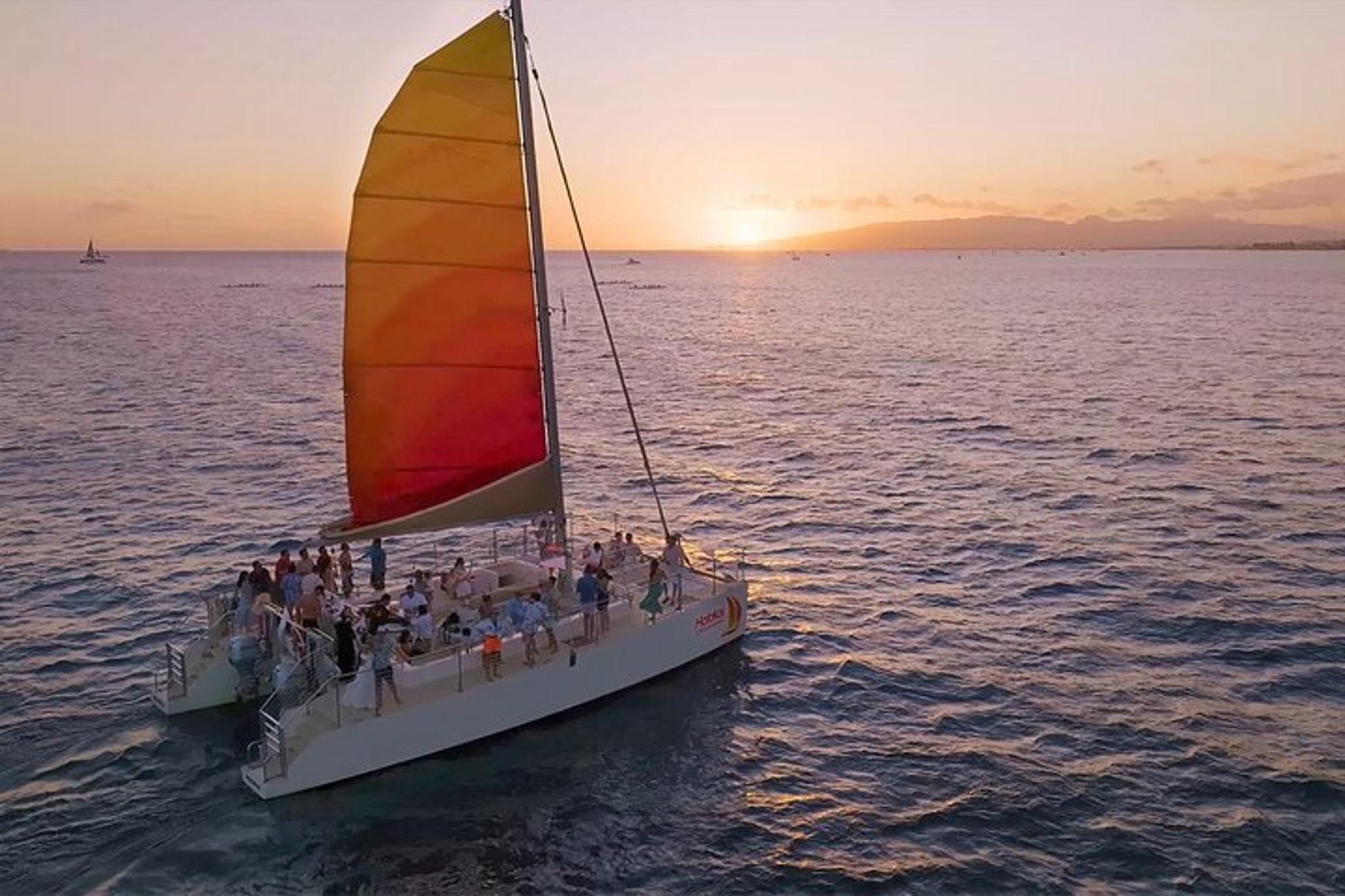 Honolulu Catamaran Fireworks Sail with Open Bar 1 hr - Image 1