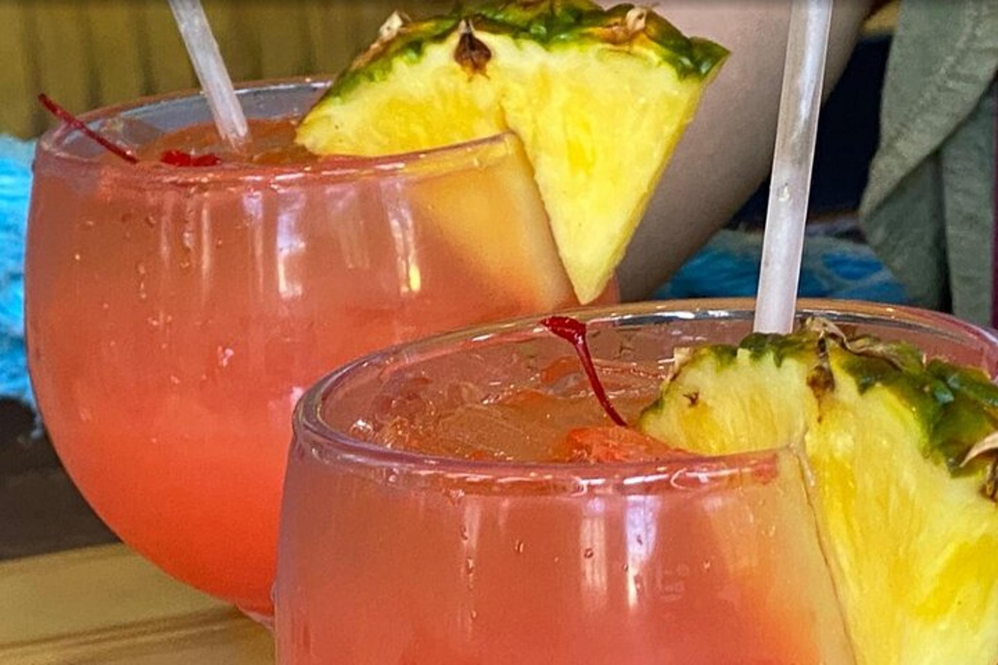 Galveston Island Pubs and Grub Tour 2 hr - Image 3