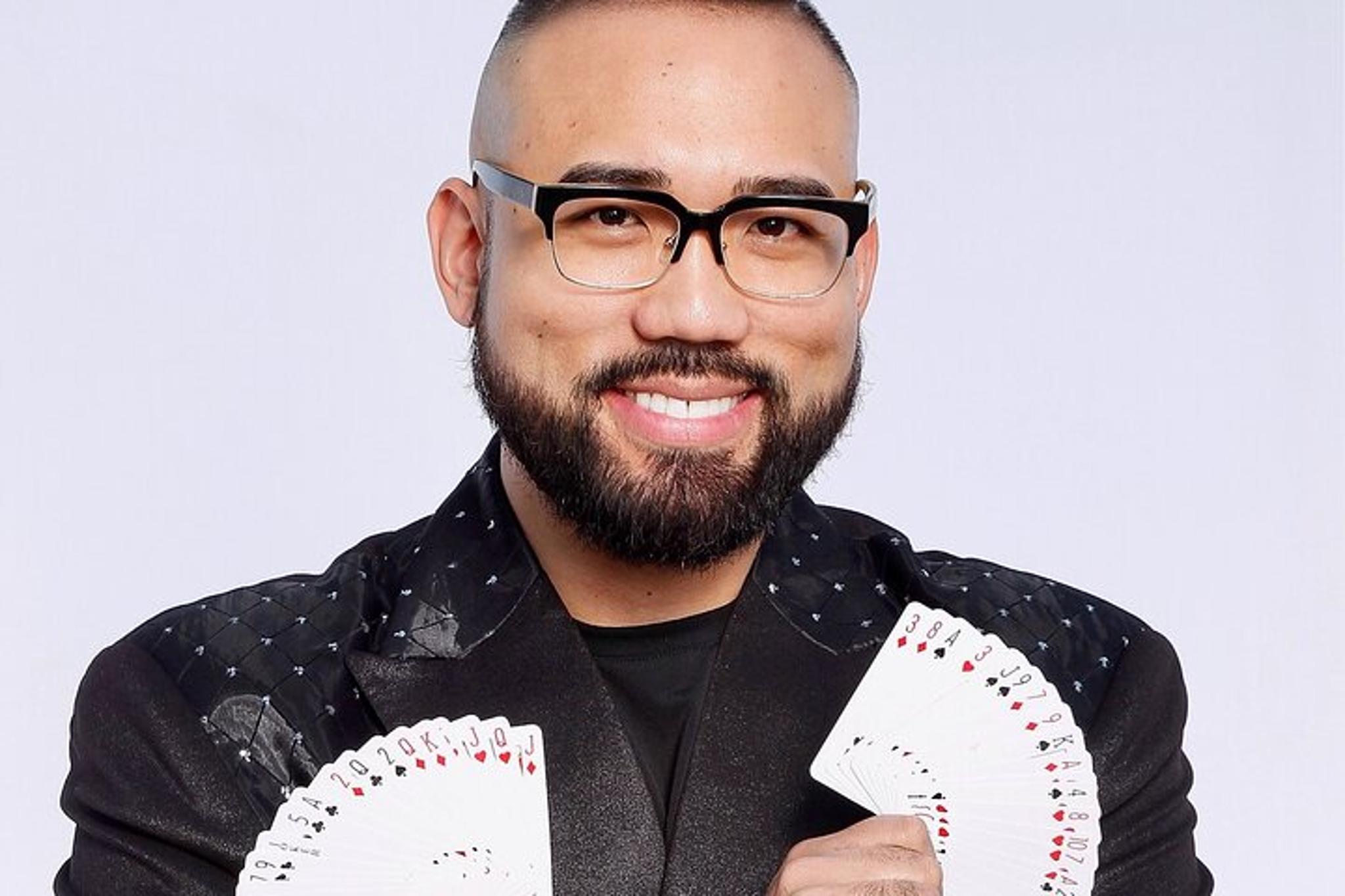 Las Vegas Family Comedy Magic Show - Image 2