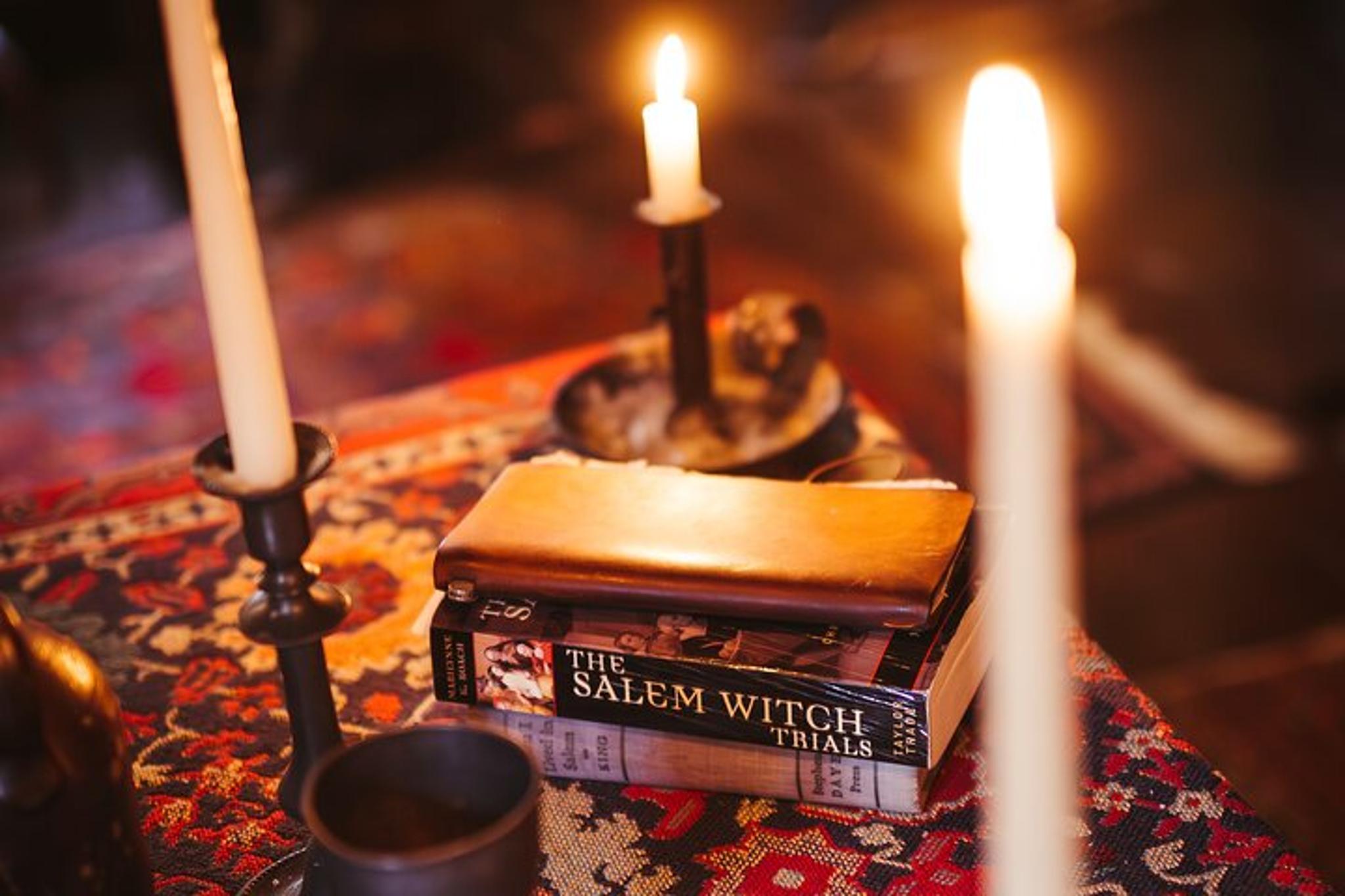 Salem Historical Tea Experience 45 min - Image 4