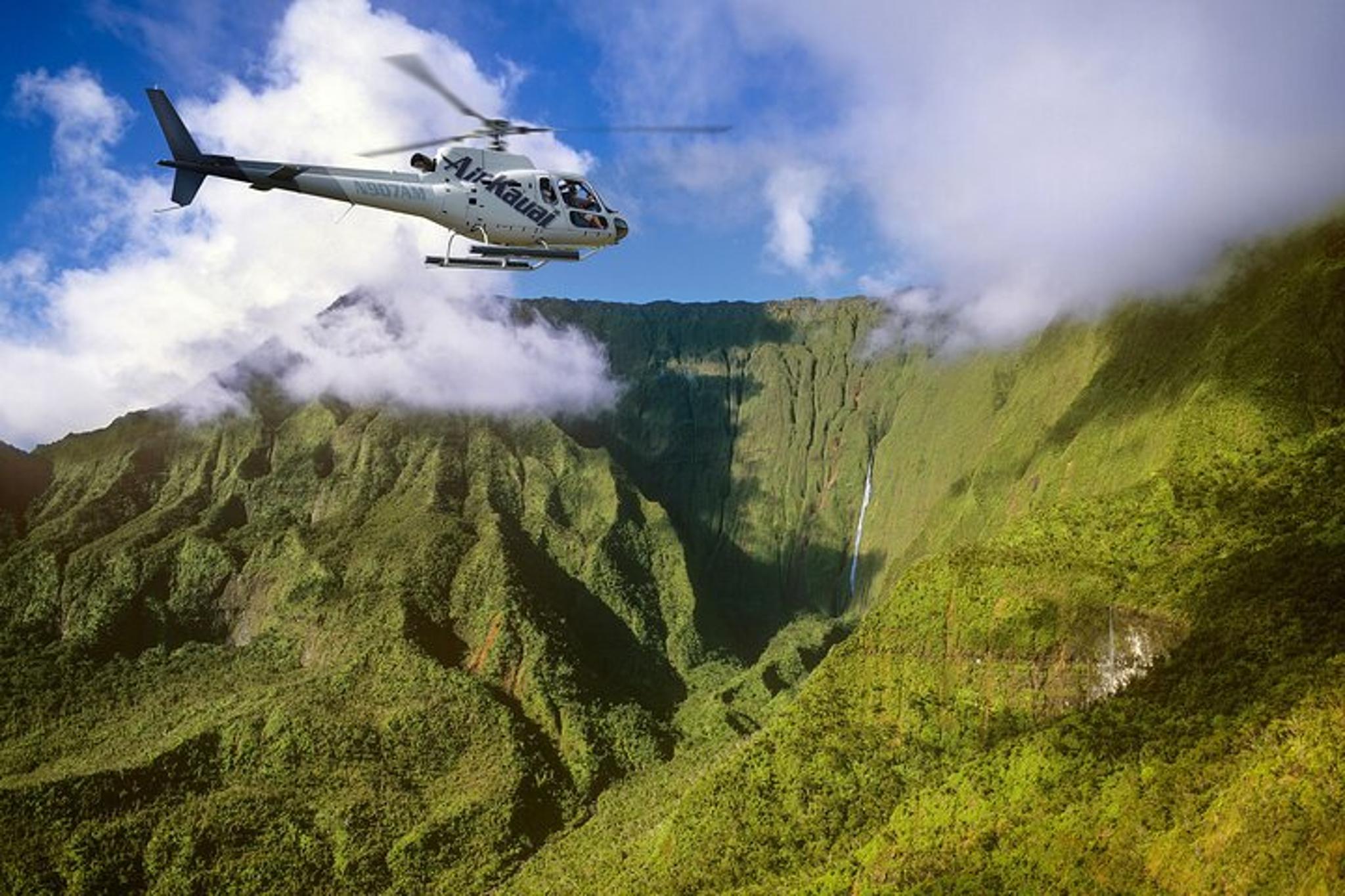 Kauai Helicopter Tour with Doors-On Experience