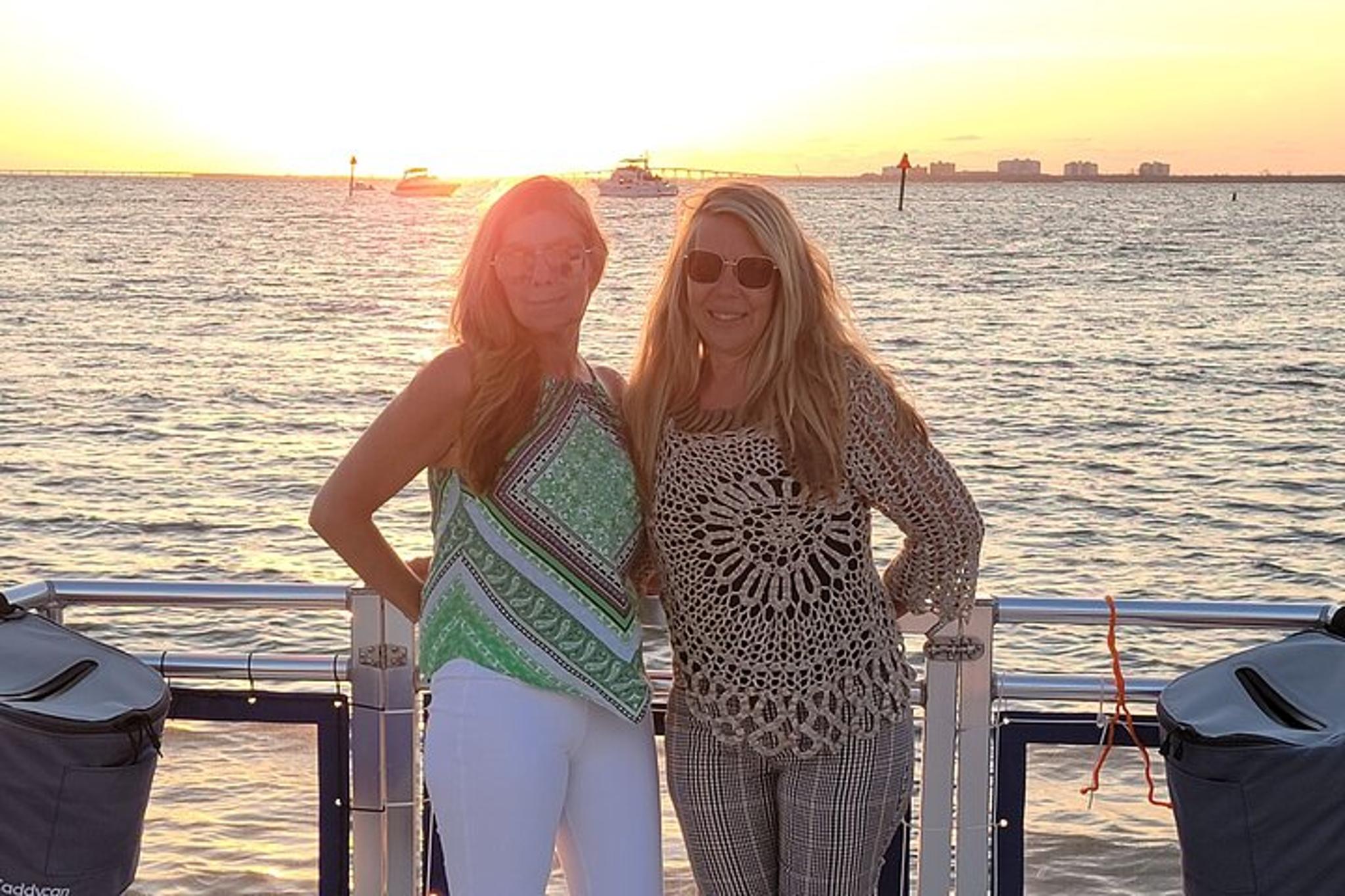 Fort Myers Beach Dolphin Cruise with Sanibel Lighthouse Views - Image 6