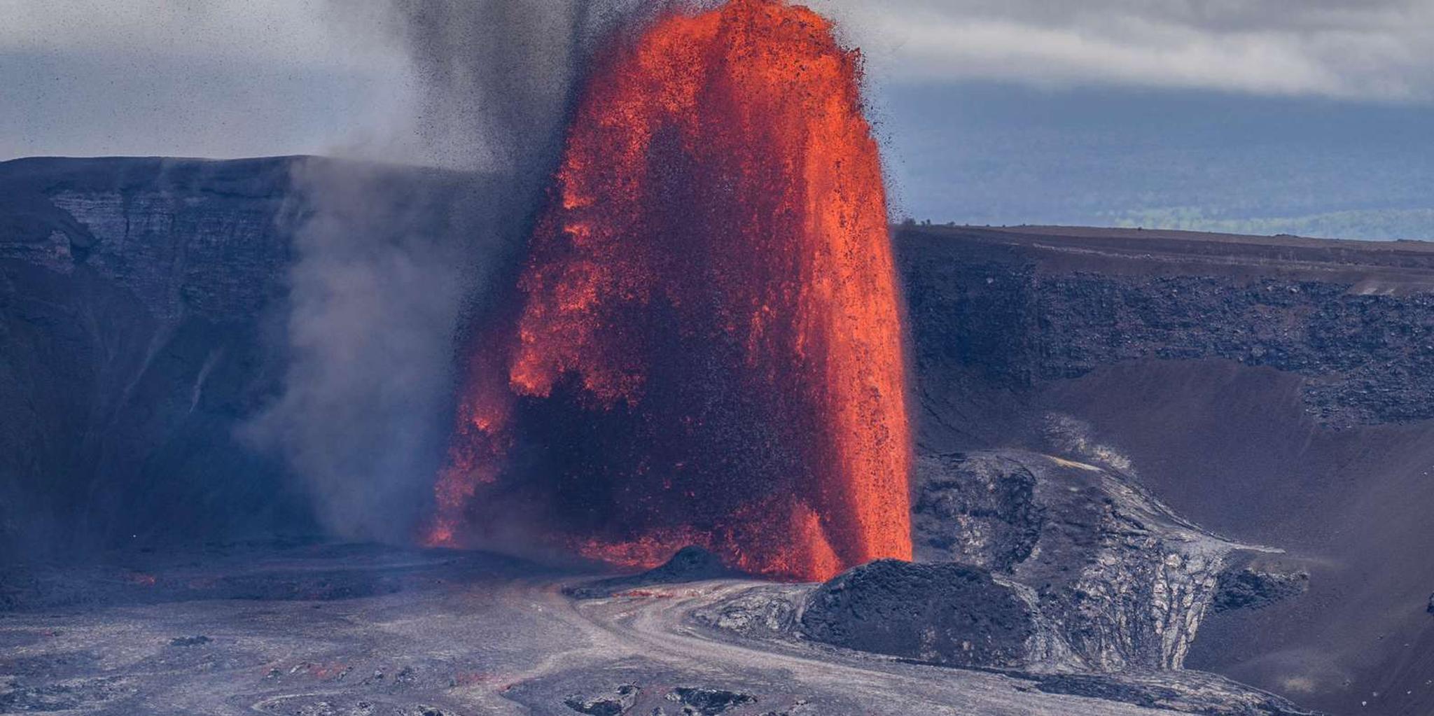 Volcano Guided Hike: Kilauea Iki Crater & Lava Tube