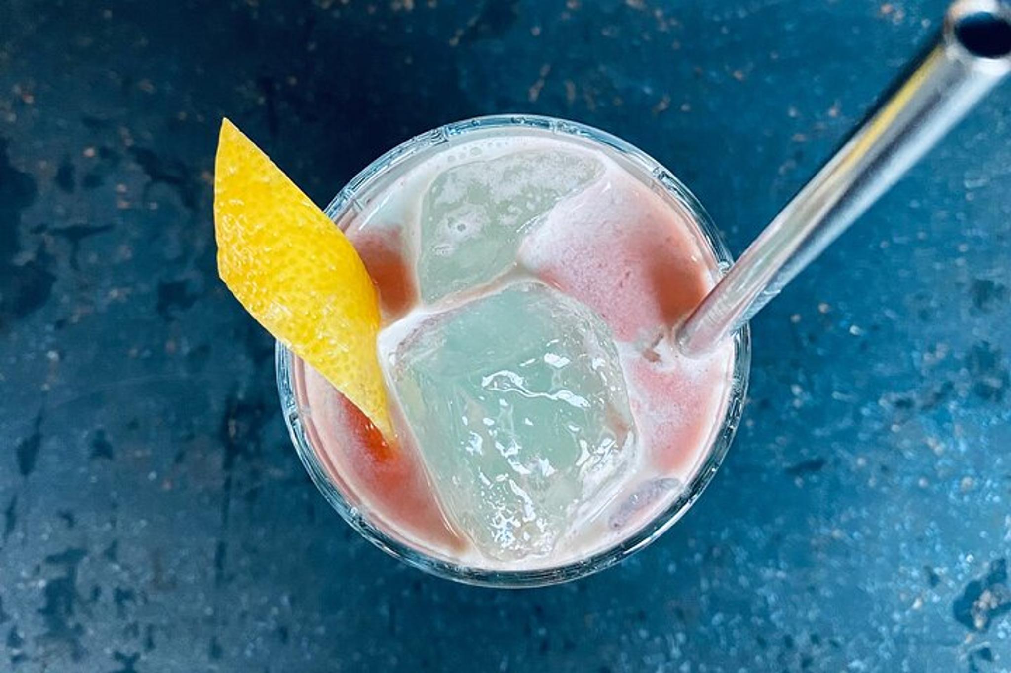 Minneapolis Bar Tour with Tastings - Image 6