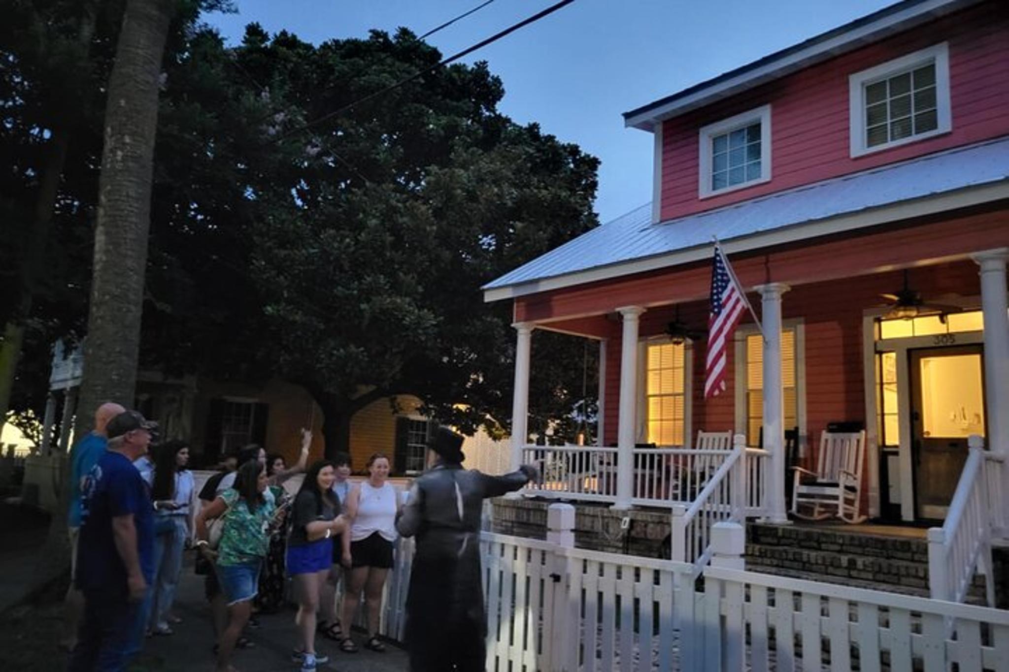 Pensacola Haunted Trolley Tour - Image 4