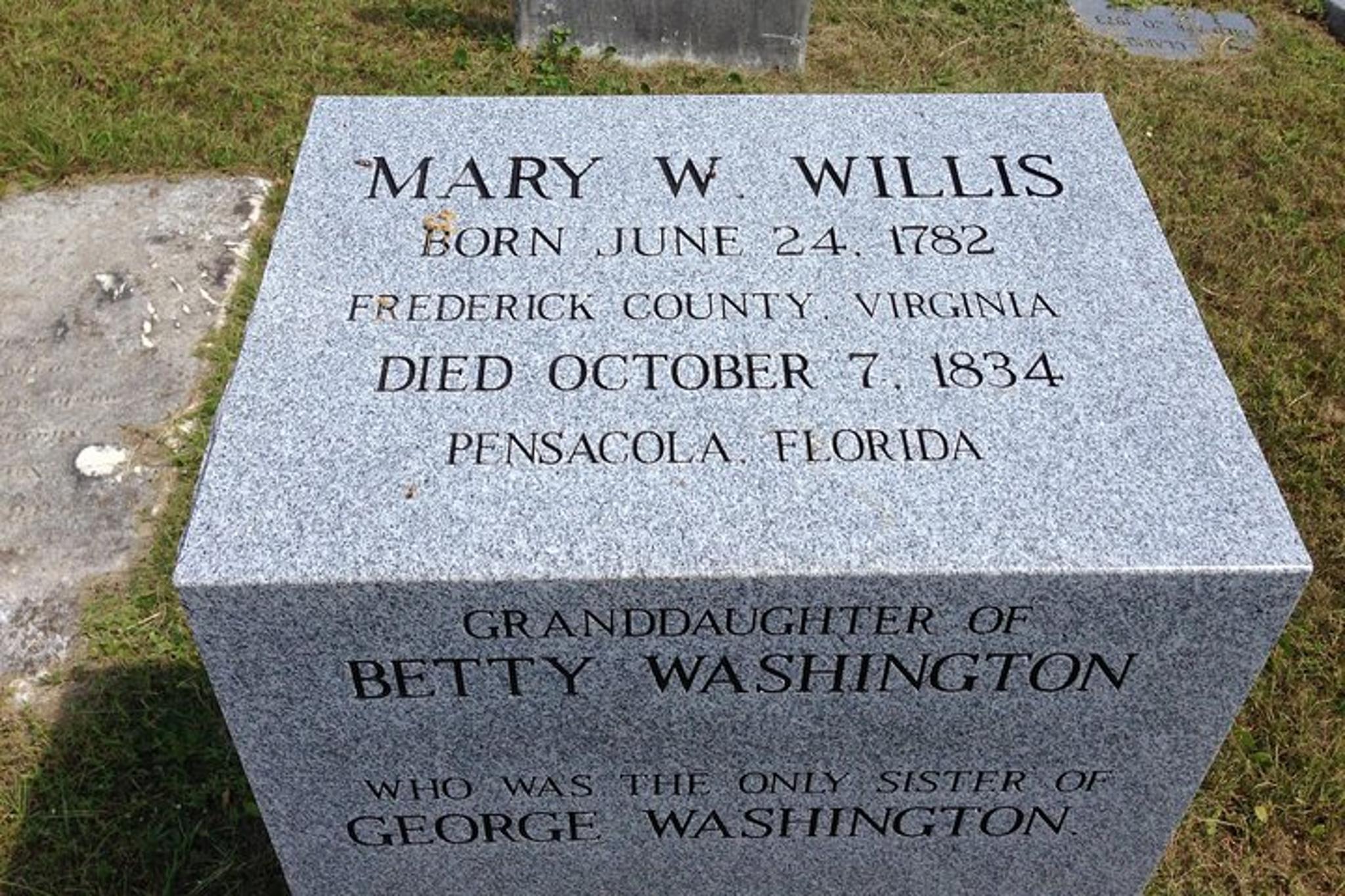 Pensacola Walking Cemetery Tour 60 min - Image 3
