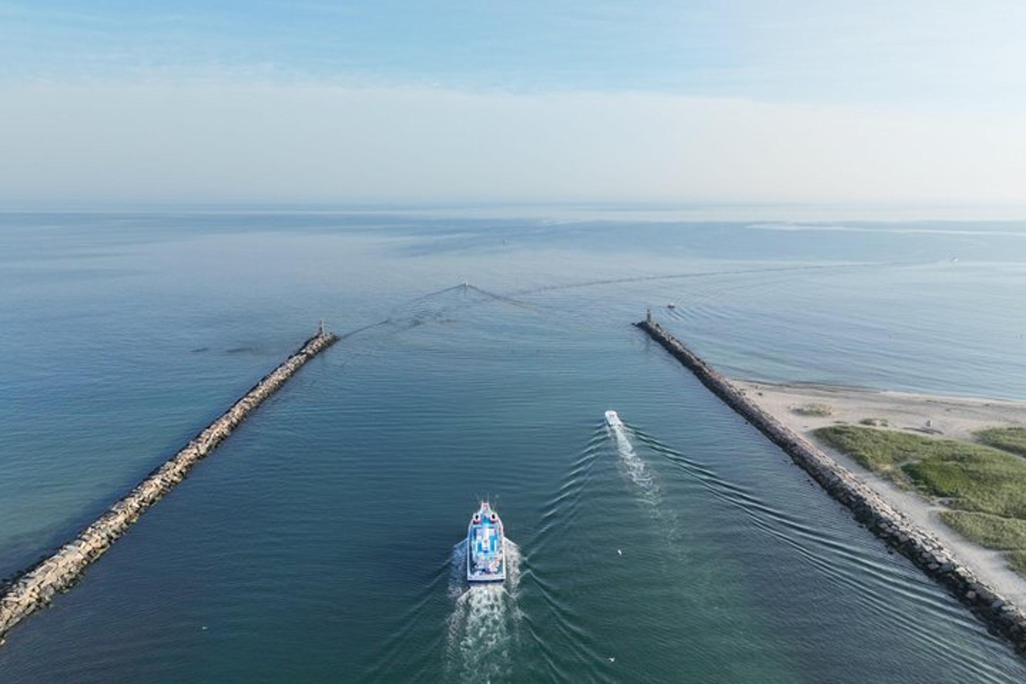 New York Montauk Helicopter Fishing Adventure - Image 1