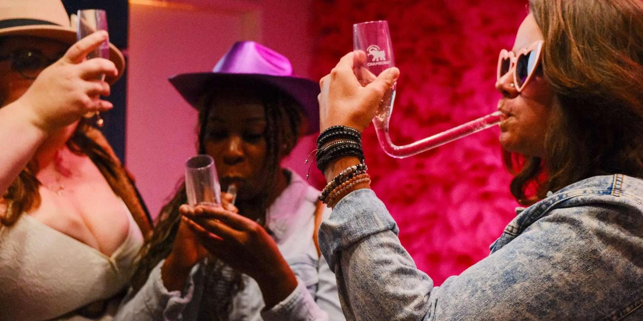 Temecula Wine & True Crime Tour 2 hr - Image 1