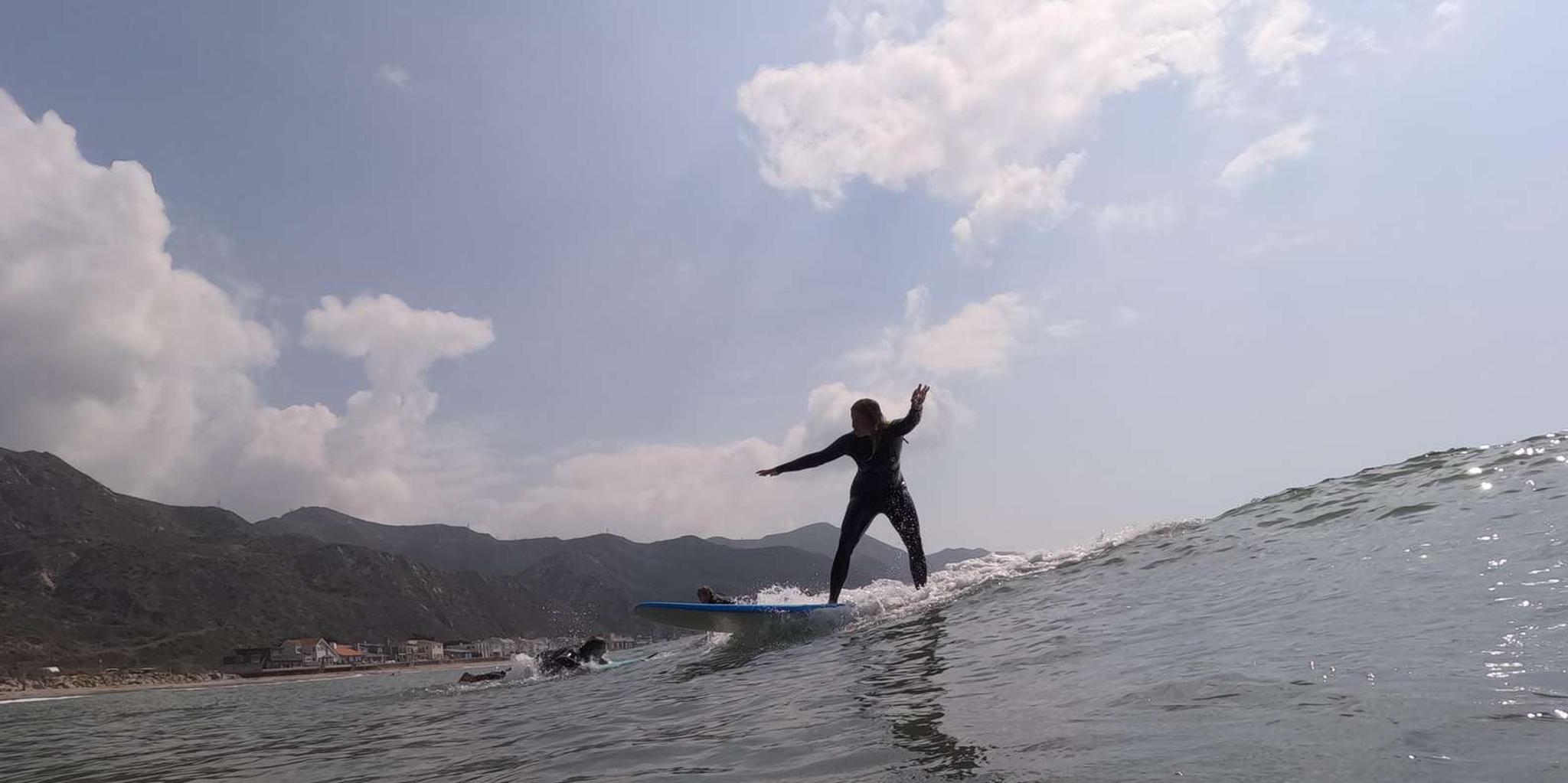 Santa Barbara Surfing Lesson with Kilian Garland - Image 5