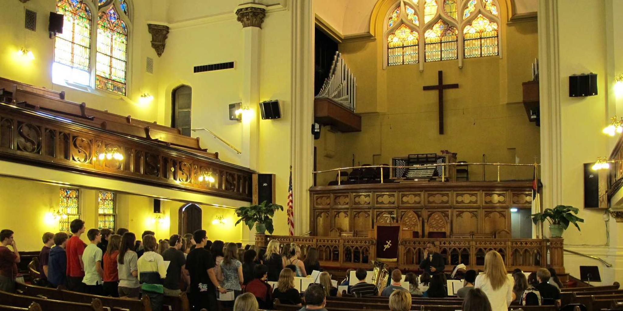 Harlem Sunday Gospel Service - Image 2