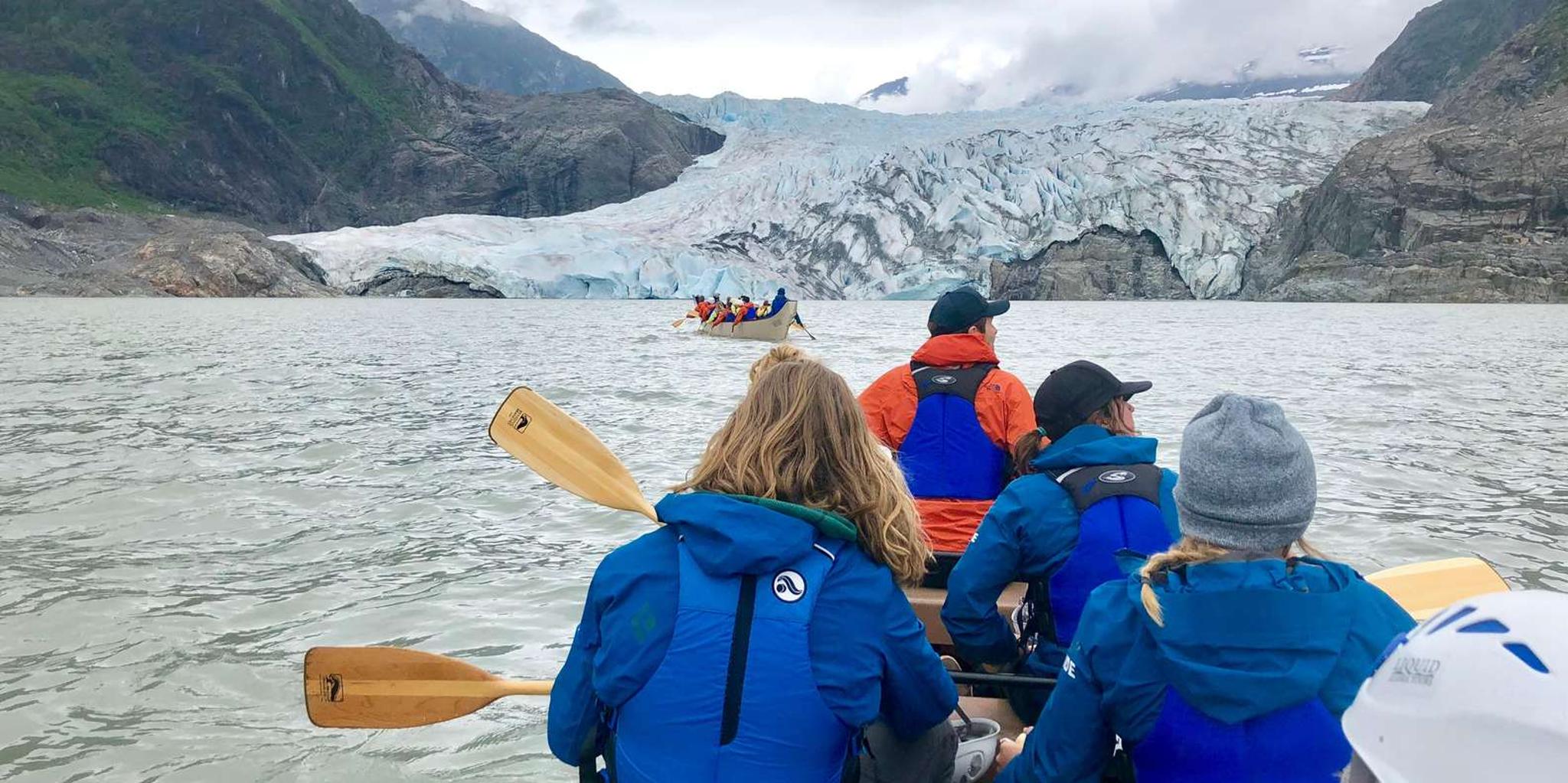 Juneau Mendenhall Lake Canoe Tour - Image 4