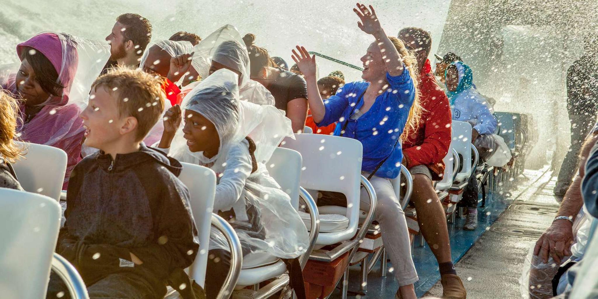 Boston Codzilla High-Speed Thrill Boat Ride - Image 4