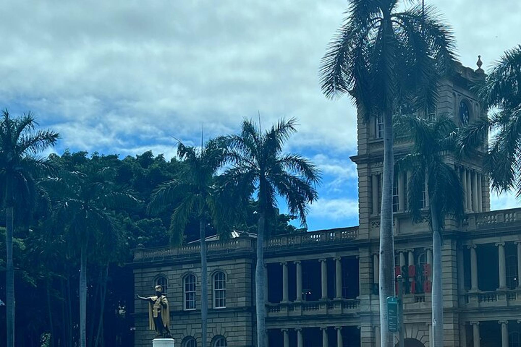 Oahu Half Circle Tour with a Local - Image 3