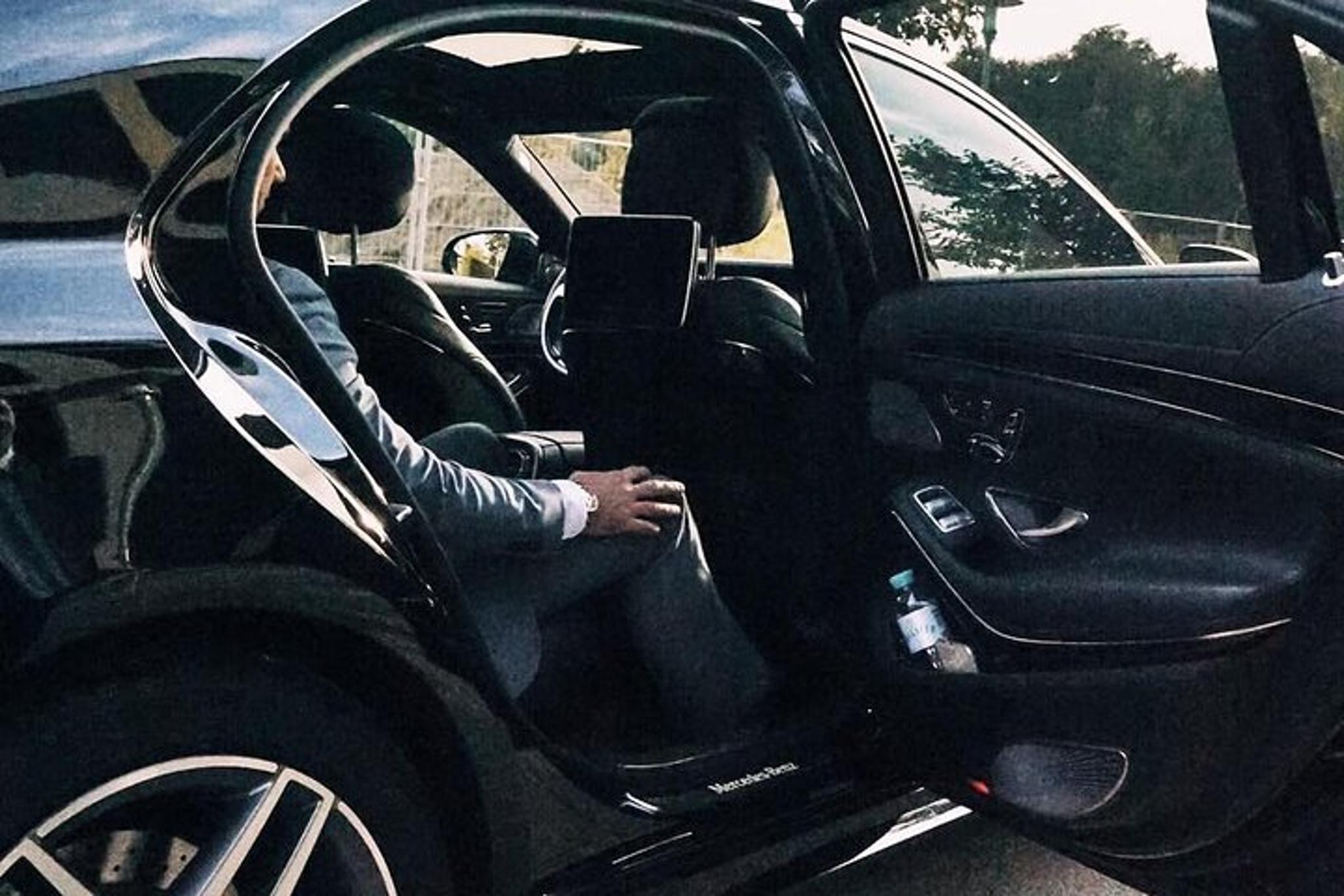 Detroit Private Airport Transfer - Image 2