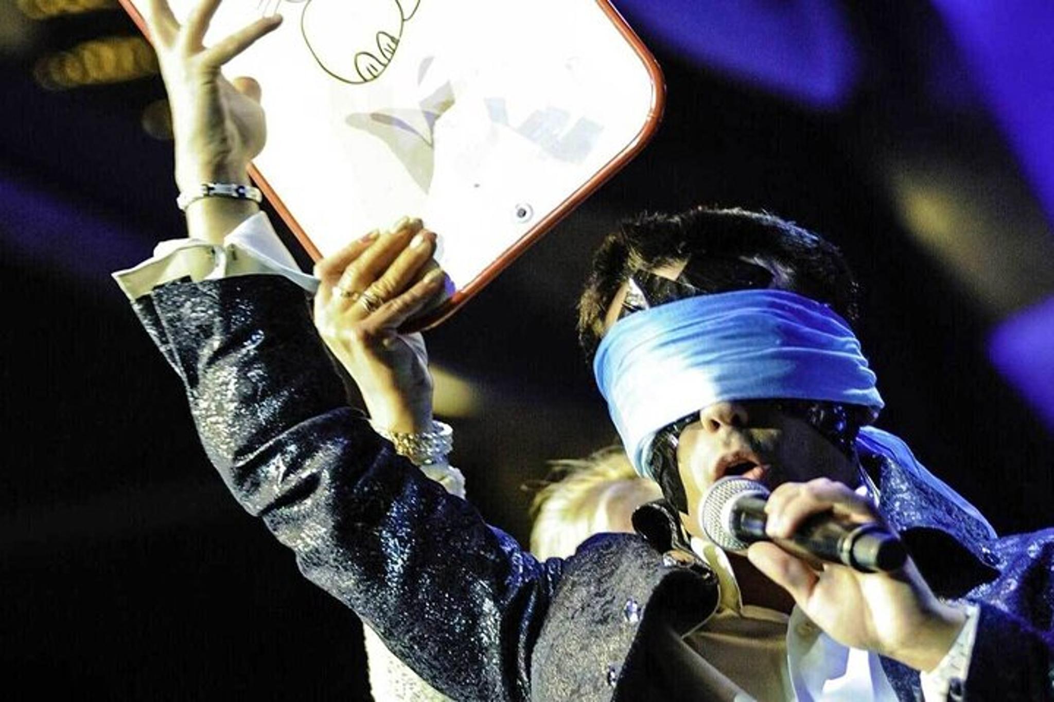 Las Vegas Mindreading Magic Show - Image 3