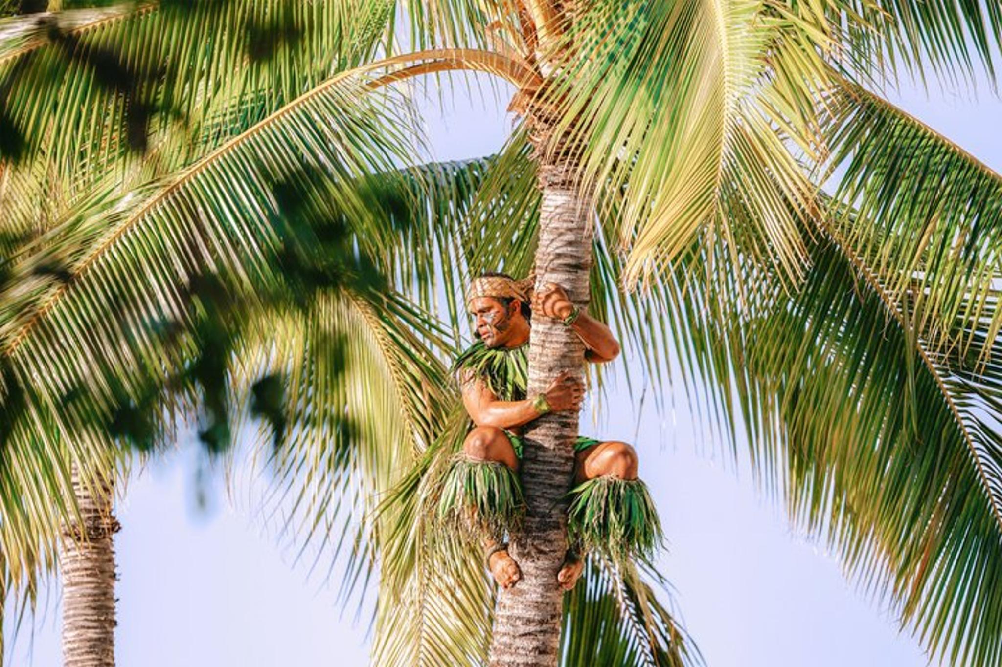 Honolulu Luau at Aloha Tower - Image 3