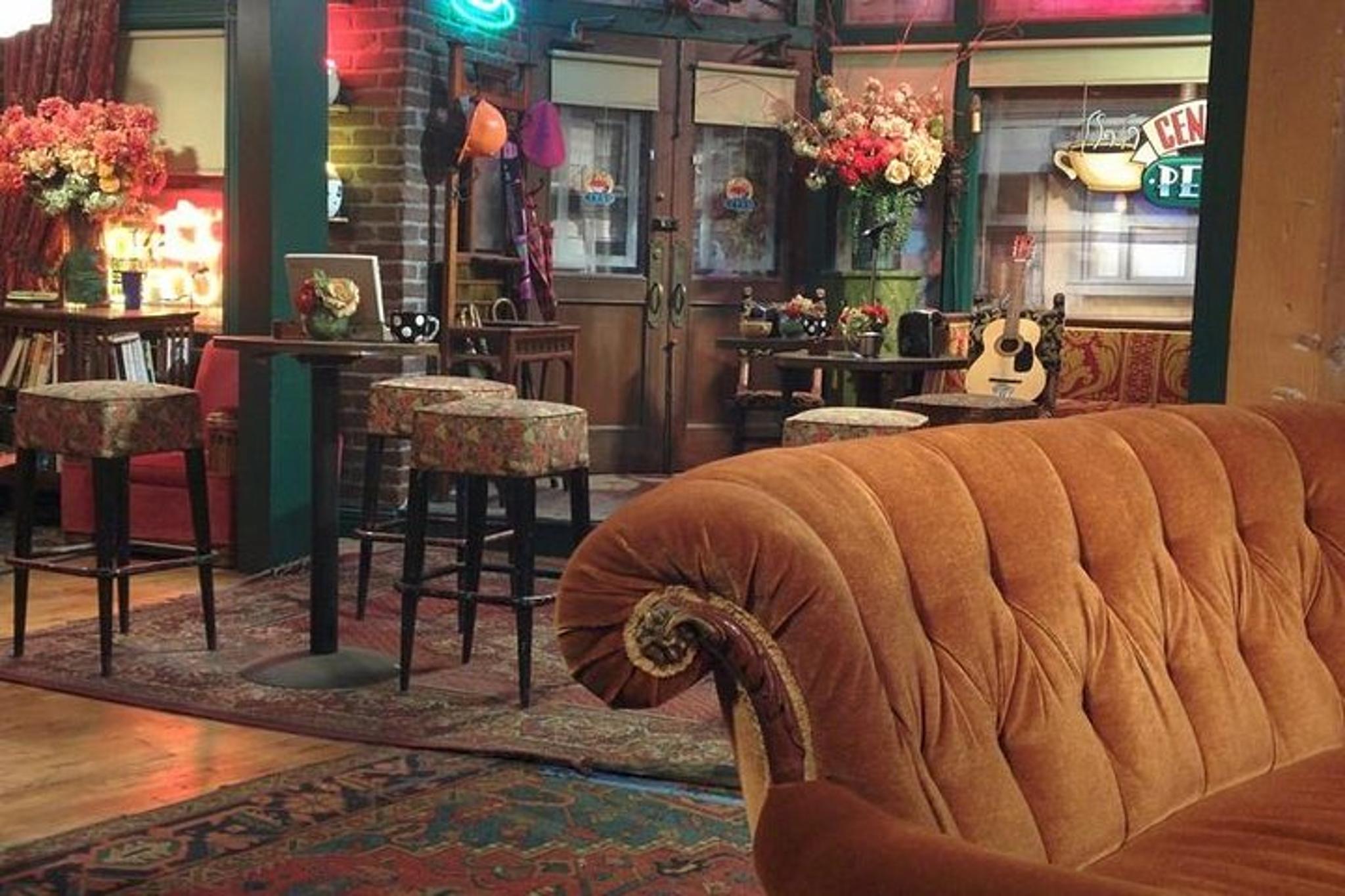 Anaheim Warner Bros and Hollywood Tour - Image 6