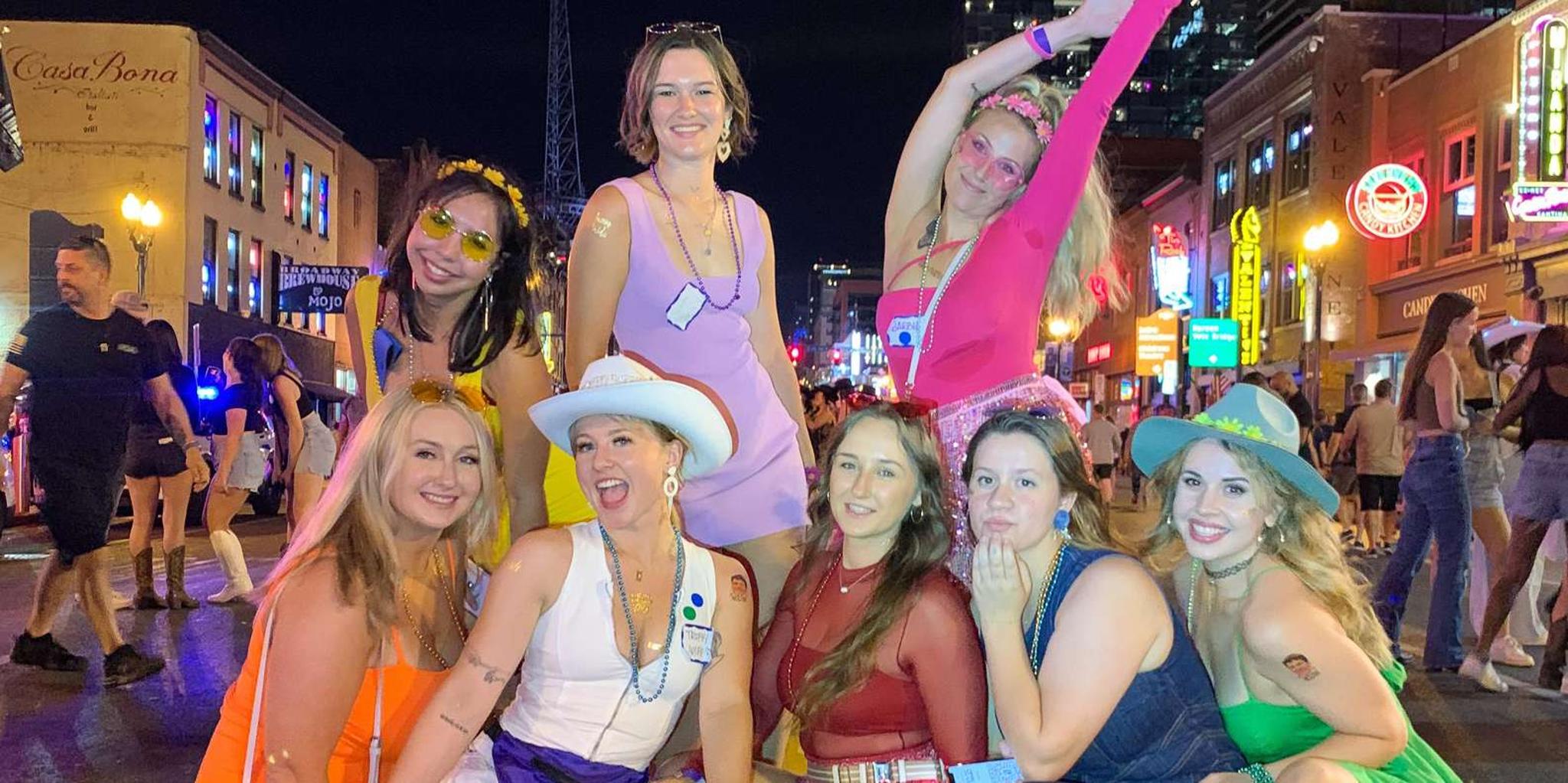 Nashville Bar Crawl with VIP Access - Image 2
