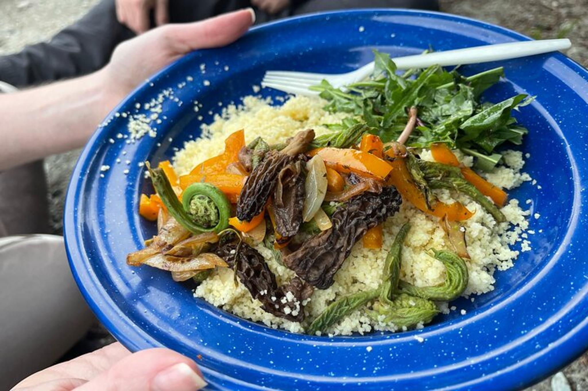 Anchorage Foraging and Cooking Tour - Image 3