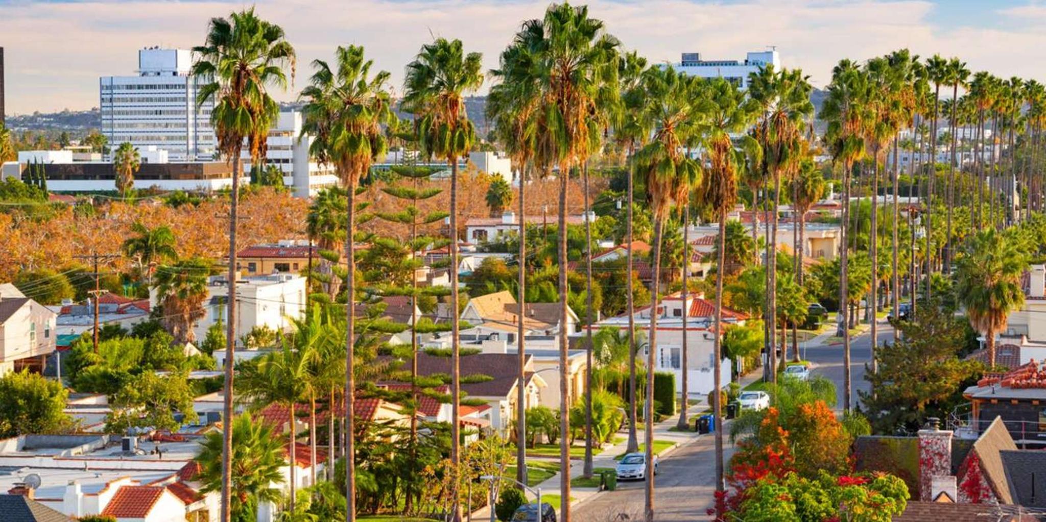Los Angeles Celebrity Homes Tour - Image 1