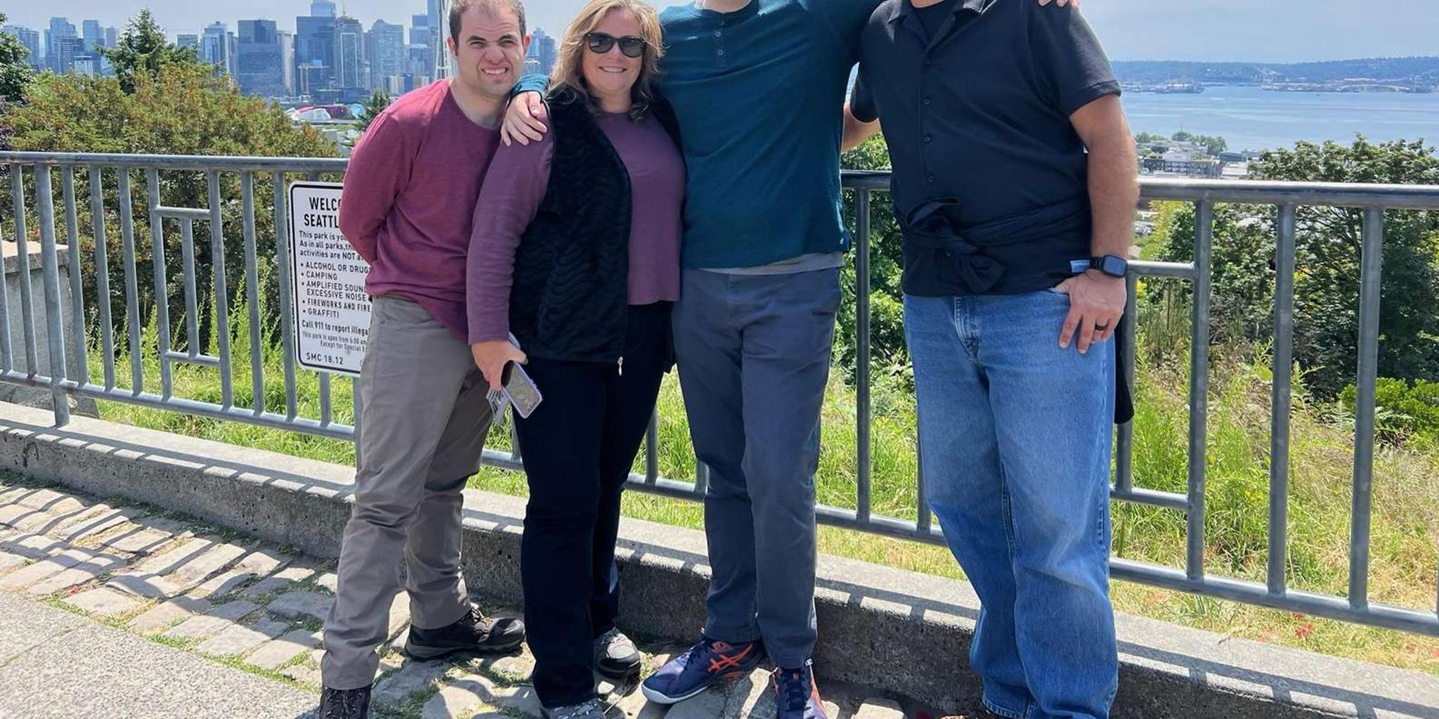 Seattle City Tour Private and Flexible 3 hr - Image 2