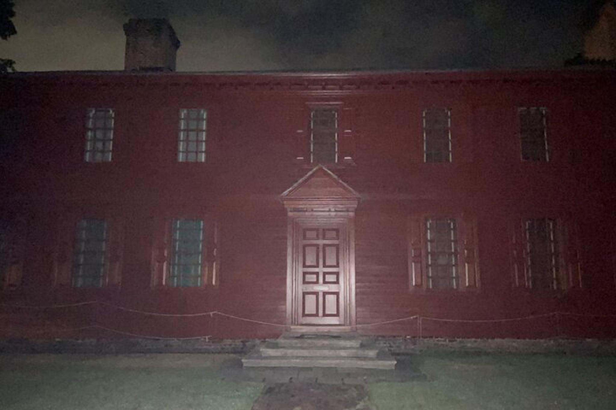 Williamsburg Murder Tour and Pub Crawl - Image 5